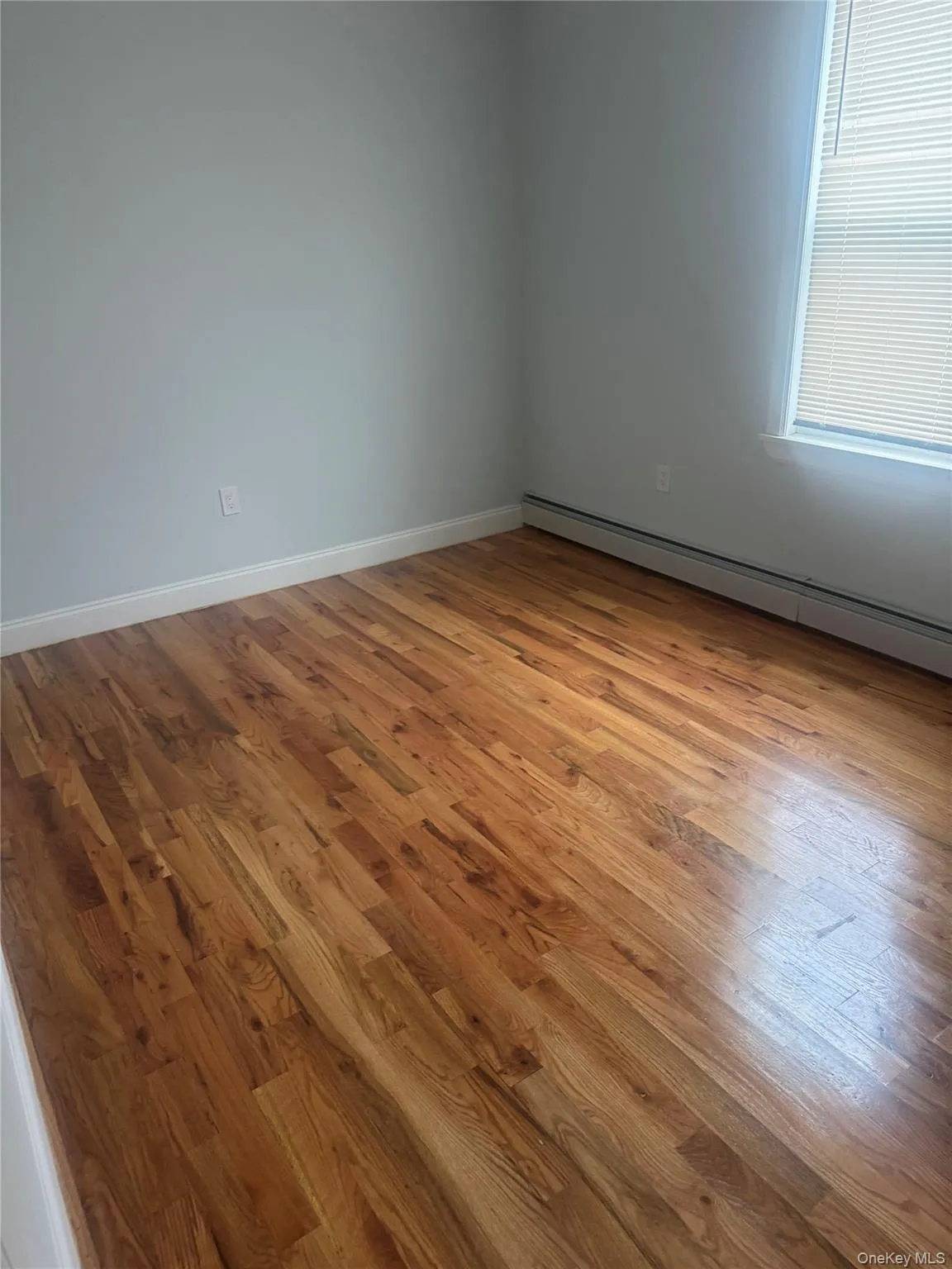 1611 Research Avenue, New York, NY, 3 Bedrooms Bedrooms, 6 Rooms Rooms,1 BathroomBathrooms,Residential Lease,For Rent,Research,0,980637 1611 Research Avenue, New York, NY, 3 Bedrooms Bedrooms, 6 Rooms Rooms,1 BathroomBathrooms,Residential Lease,For Rent,Research,0,980637