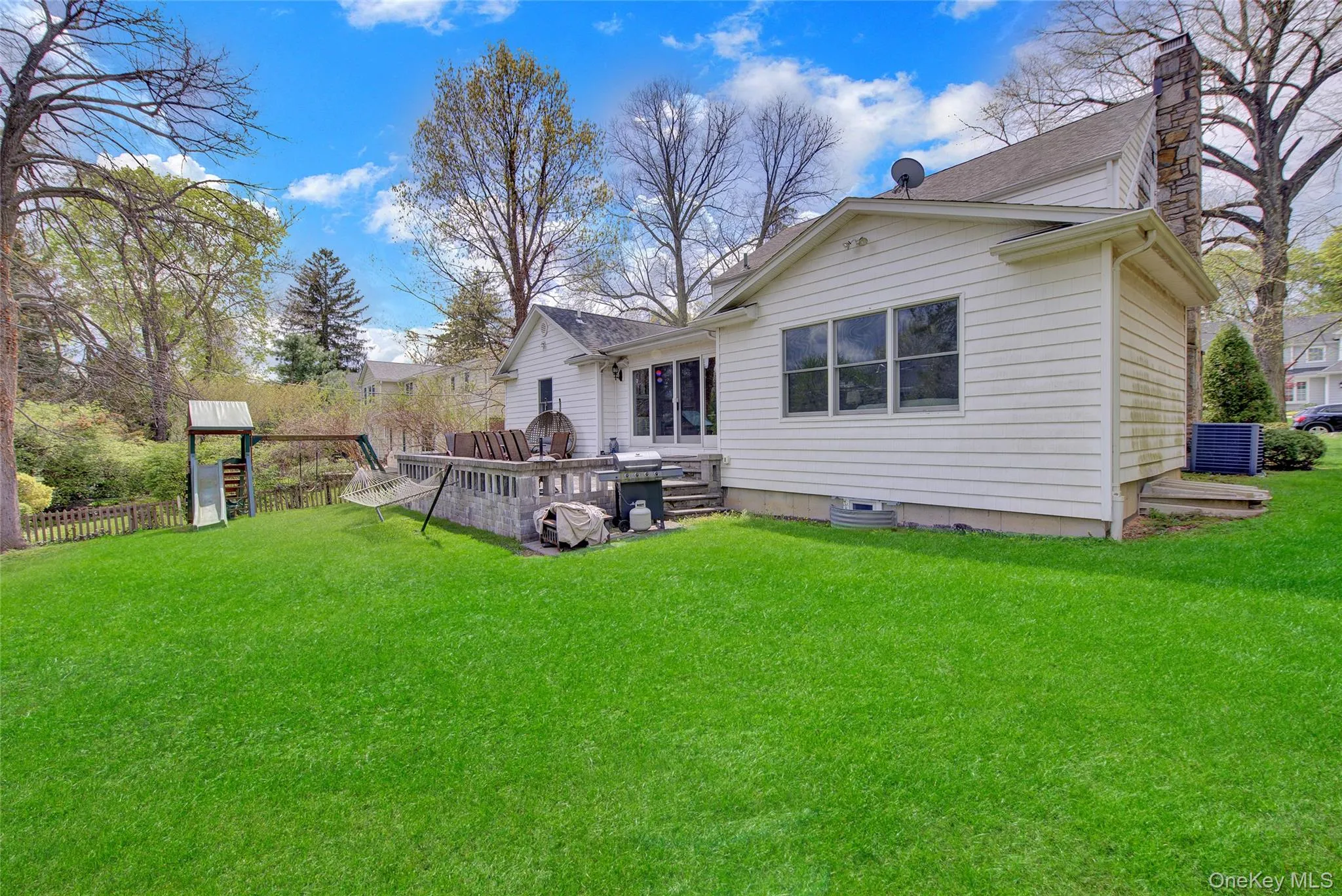 12 Barberry Lane, North Hempstead, NY, 4 Bedrooms Bedrooms, 10 Rooms Rooms,3 BathroomsBathrooms,Residential,For Rent,Barberry,0,980642 12 Barberry Lane, North Hempstead, NY, 4 Bedrooms Bedrooms, 10 Rooms Rooms,3 BathroomsBathrooms,Residential,For Rent,Barberry,0,980642