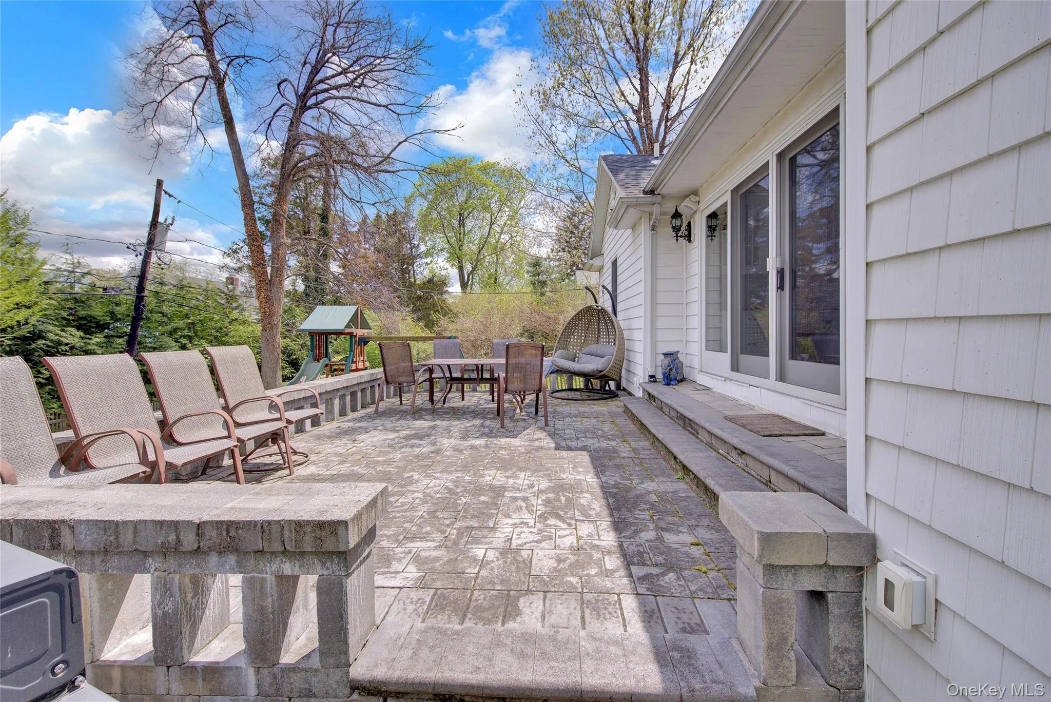 12 Barberry Lane, North Hempstead, NY, 4 Bedrooms Bedrooms, 10 Rooms Rooms,3 BathroomsBathrooms,Residential,For Rent,Barberry,0,980642 12 Barberry Lane, North Hempstead, NY, 4 Bedrooms Bedrooms, 10 Rooms Rooms,3 BathroomsBathrooms,Residential,For Rent,Barberry,0,980642