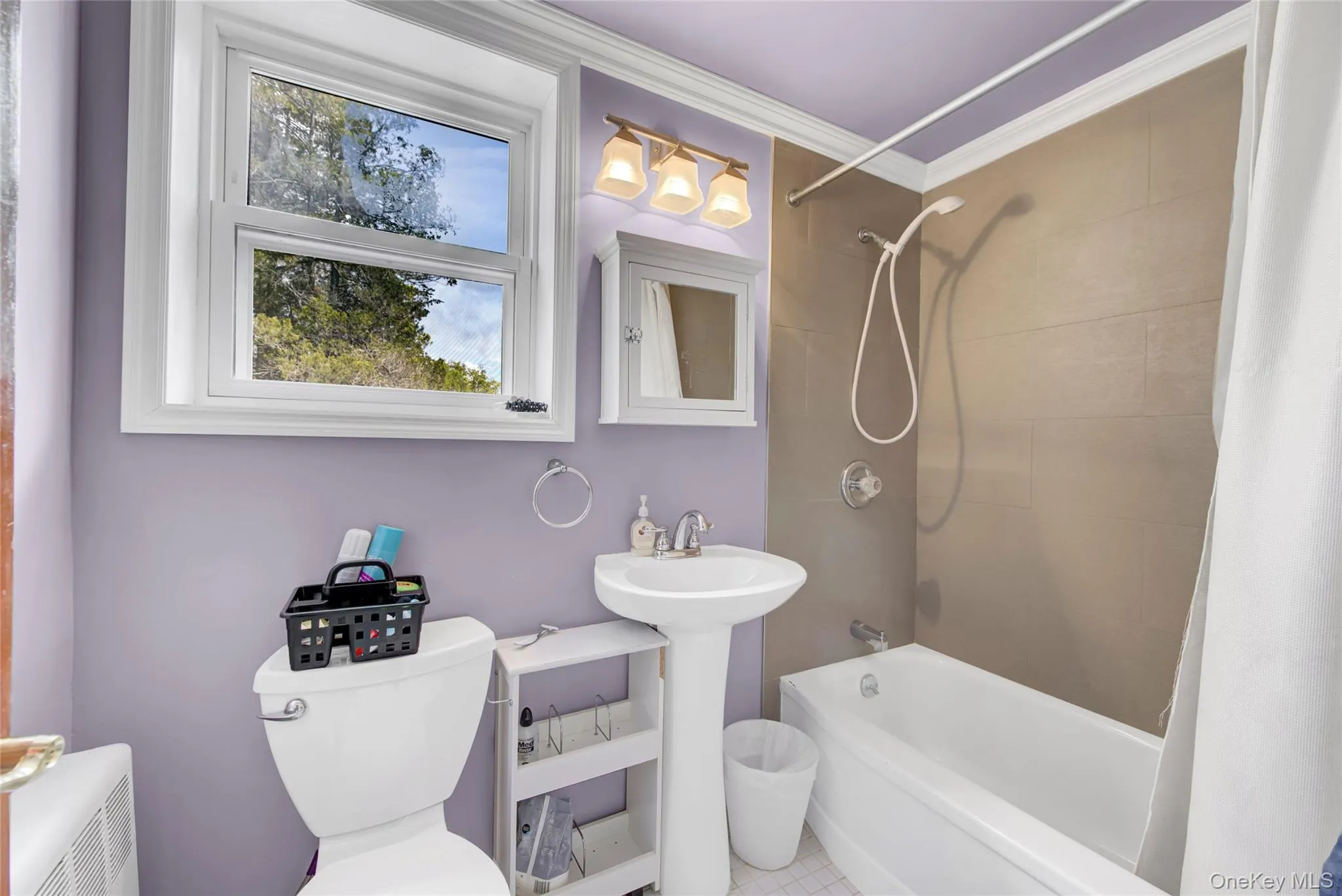 12 Barberry Lane, North Hempstead, NY, 4 Bedrooms Bedrooms, 10 Rooms Rooms,3 BathroomsBathrooms,Residential,For Rent,Barberry,0,980642 12 Barberry Lane, North Hempstead, NY, 4 Bedrooms Bedrooms, 10 Rooms Rooms,3 BathroomsBathrooms,Residential,For Rent,Barberry,0,980642