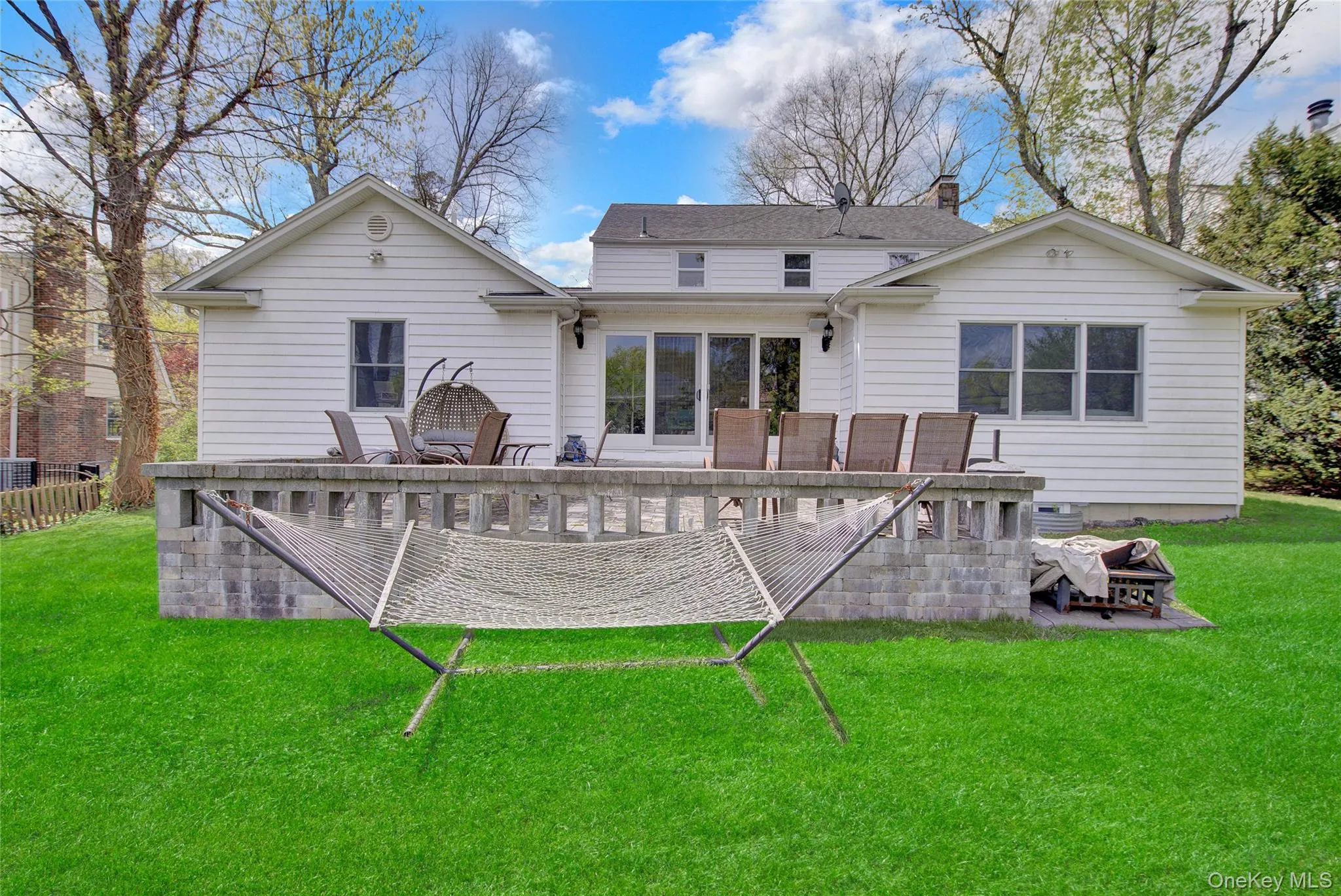 12 Barberry Lane, North Hempstead, NY, 4 Bedrooms Bedrooms, 10 Rooms Rooms,3 BathroomsBathrooms,Residential,For Rent,Barberry,0,980642 12 Barberry Lane, North Hempstead, NY, 4 Bedrooms Bedrooms, 10 Rooms Rooms,3 BathroomsBathrooms,Residential,For Rent,Barberry,0,980642