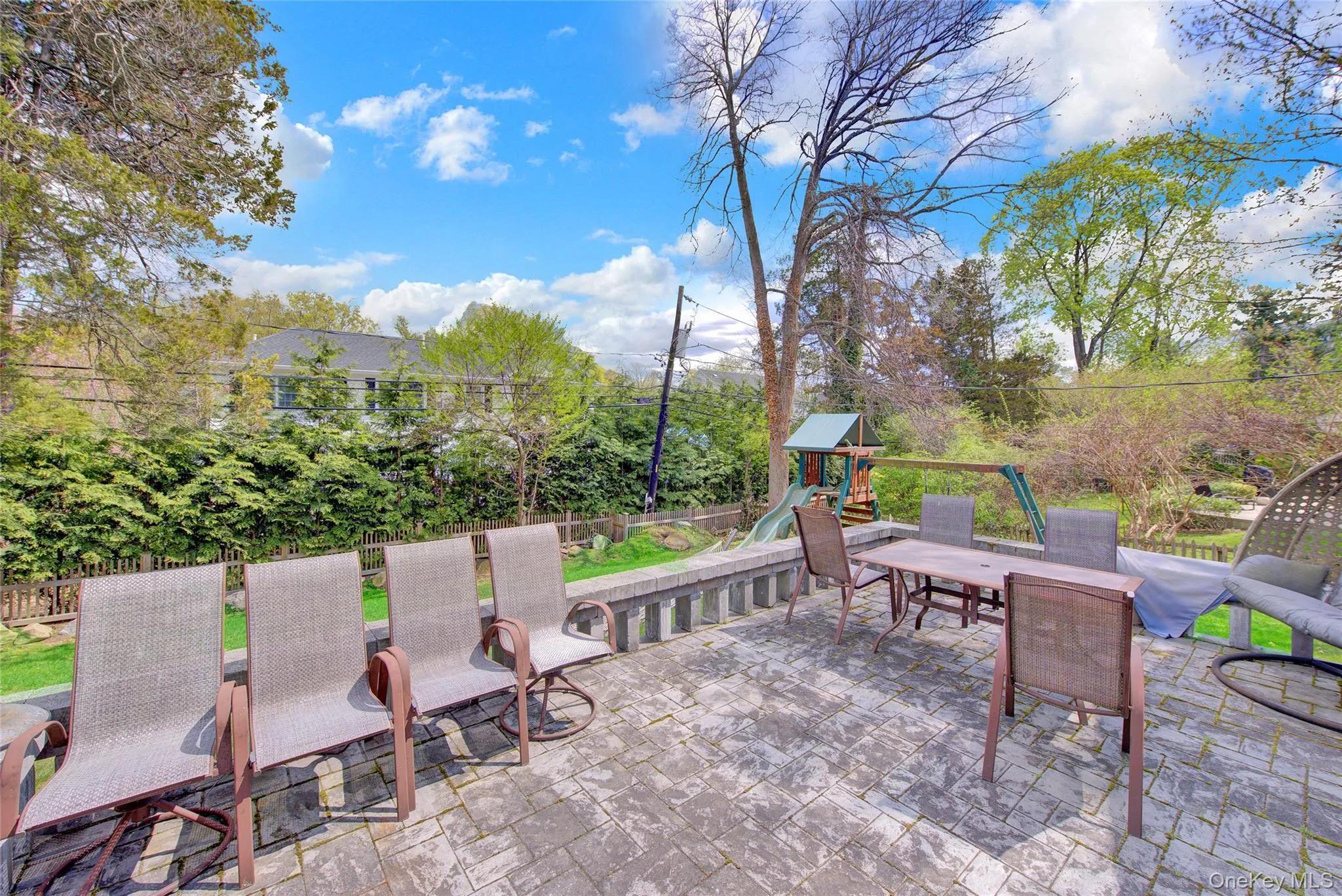 12 Barberry Lane, North Hempstead, NY, 4 Bedrooms Bedrooms, 10 Rooms Rooms,3 BathroomsBathrooms,Residential,For Rent,Barberry,0,980642 12 Barberry Lane, North Hempstead, NY, 4 Bedrooms Bedrooms, 10 Rooms Rooms,3 BathroomsBathrooms,Residential,For Rent,Barberry,0,980642