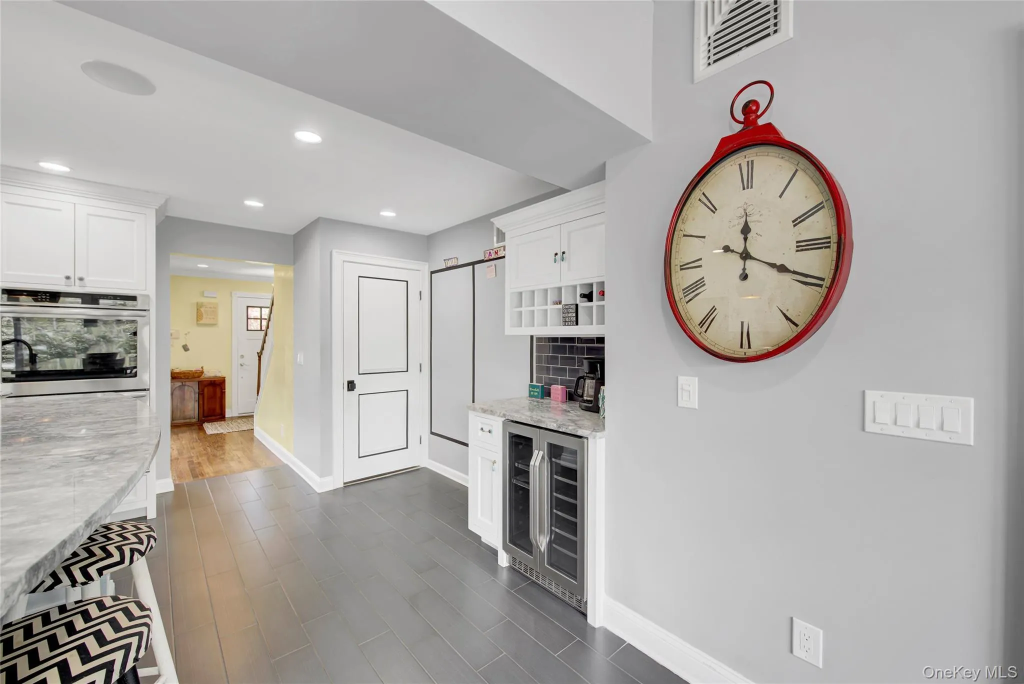 12 Barberry Lane, North Hempstead, NY, 4 Bedrooms Bedrooms, 10 Rooms Rooms,3 BathroomsBathrooms,Residential,For Rent,Barberry,0,980642 12 Barberry Lane, North Hempstead, NY, 4 Bedrooms Bedrooms, 10 Rooms Rooms,3 BathroomsBathrooms,Residential,For Rent,Barberry,0,980642