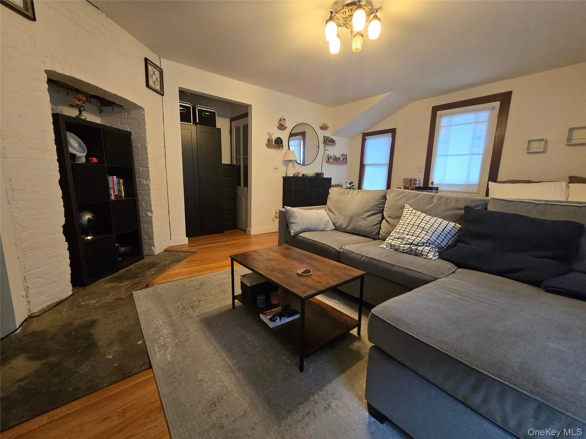 117 Broadway, Orangetown, NY, 1 Bedroom Bedrooms, 2 Rooms Rooms,1 BathroomBathrooms,Residential Lease,For Rent,Broadway,0,980654 117 Broadway, Orangetown, NY, 1 Bedroom Bedrooms, 2 Rooms Rooms,1 BathroomBathrooms,Residential Lease,For Rent,Broadway,0,980654