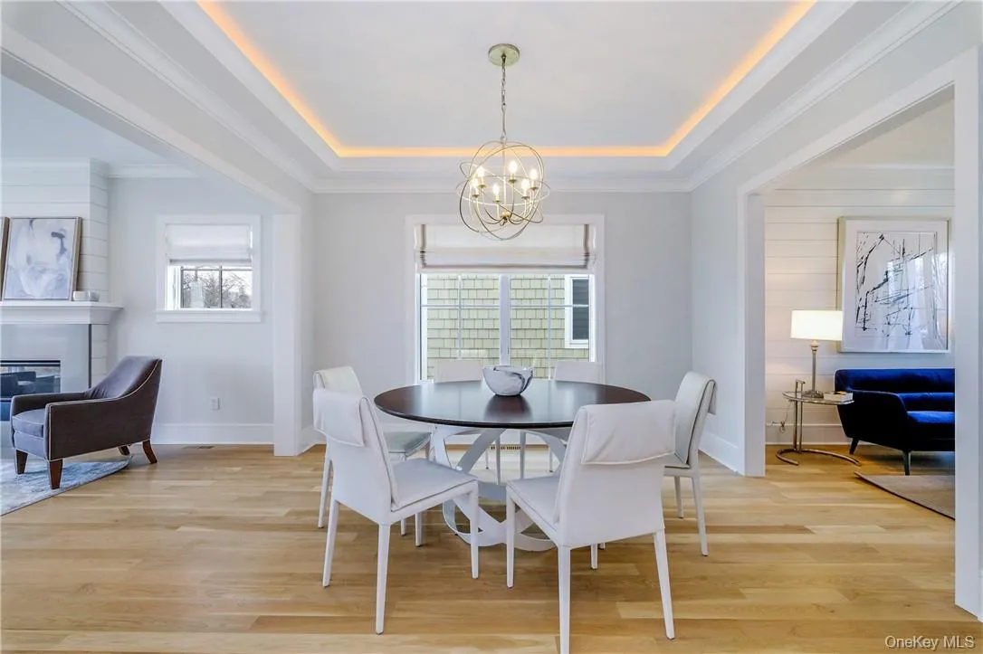 Dining Room w/ cove lighting Dining Room w/ cove lighting