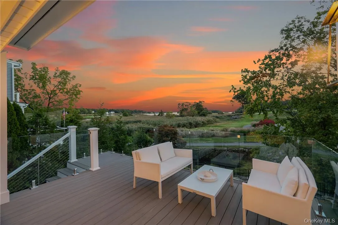 Glass Enclosed Deck Glass Enclosed Deck
