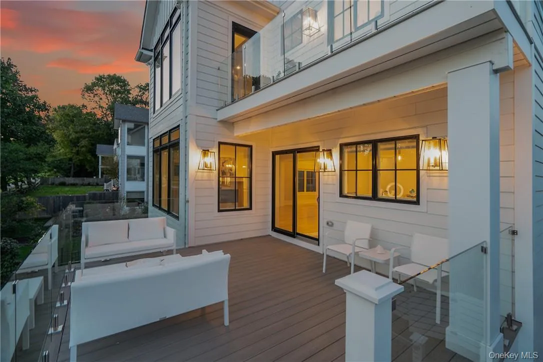 184 Soundview Avenue, Rye City, NY, 5 Bedrooms Bedrooms, 10 Rooms Rooms,4 BathroomsBathrooms,Residential Lease,For Rent,Soundview,0,980656 184 Soundview Avenue, Rye City, NY, 5 Bedrooms Bedrooms, 10 Rooms Rooms,4 BathroomsBathrooms,Residential Lease,For Rent,Soundview,0,980656