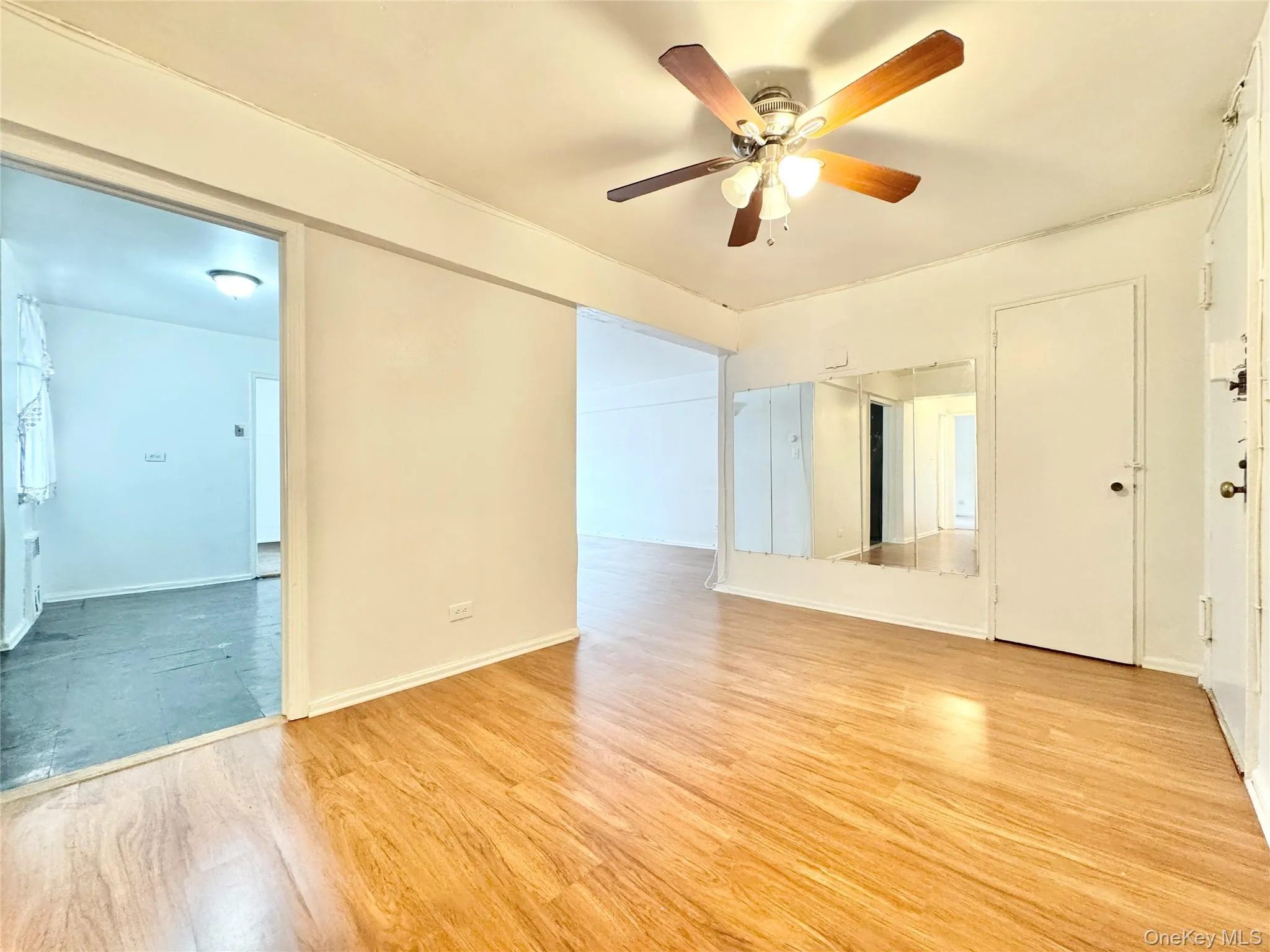 57-10 Junction Boulevard, New York, NY, 2 Bedrooms Bedrooms, 5 Rooms Rooms,1 BathroomBathrooms,Residential,For Rent,Junction,0,980664 57-10 Junction Boulevard, New York, NY, 2 Bedrooms Bedrooms, 5 Rooms Rooms,1 BathroomBathrooms,Residential,For Rent,Junction,0,980664