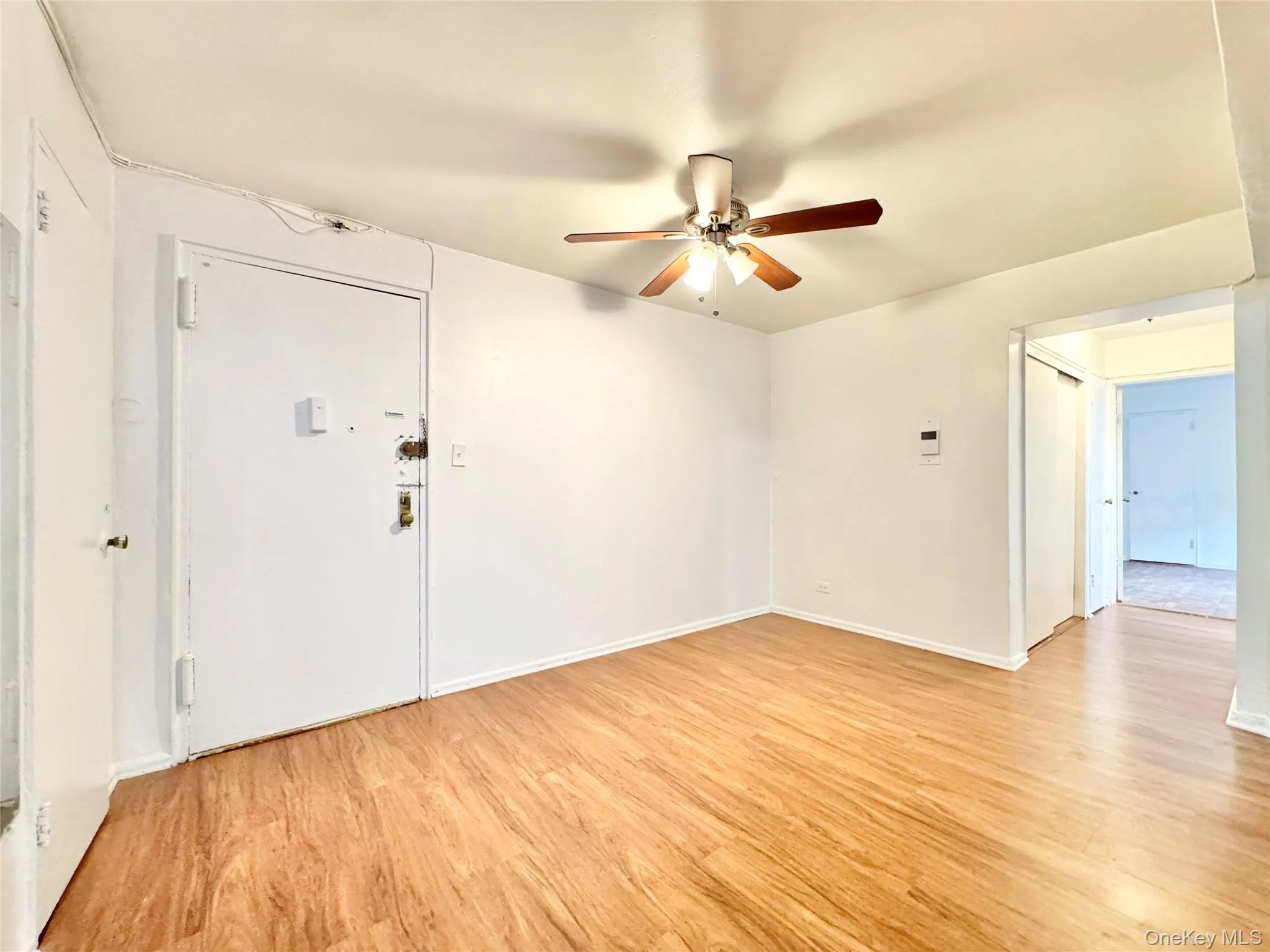57-10 Junction Boulevard, New York, NY, 2 Bedrooms Bedrooms, 5 Rooms Rooms,1 BathroomBathrooms,Residential,For Rent,Junction,0,980664 57-10 Junction Boulevard, New York, NY, 2 Bedrooms Bedrooms, 5 Rooms Rooms,1 BathroomBathrooms,Residential,For Rent,Junction,0,980664