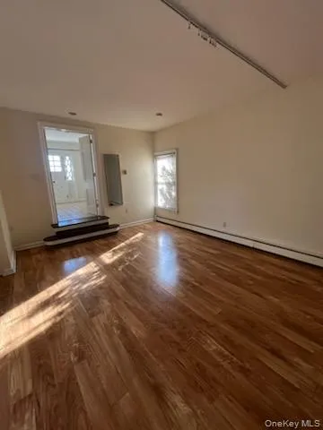 117 Blydenburg Avenue, Smithtown, NY, 1 Bedroom Bedrooms, 3 Rooms Rooms,1 BathroomBathrooms,Residential Lease,For Rent,Blydenburg,0,980685 117 Blydenburg Avenue, Smithtown, NY, 1 Bedroom Bedrooms, 3 Rooms Rooms,1 BathroomBathrooms,Residential Lease,For Rent,Blydenburg,0,980685