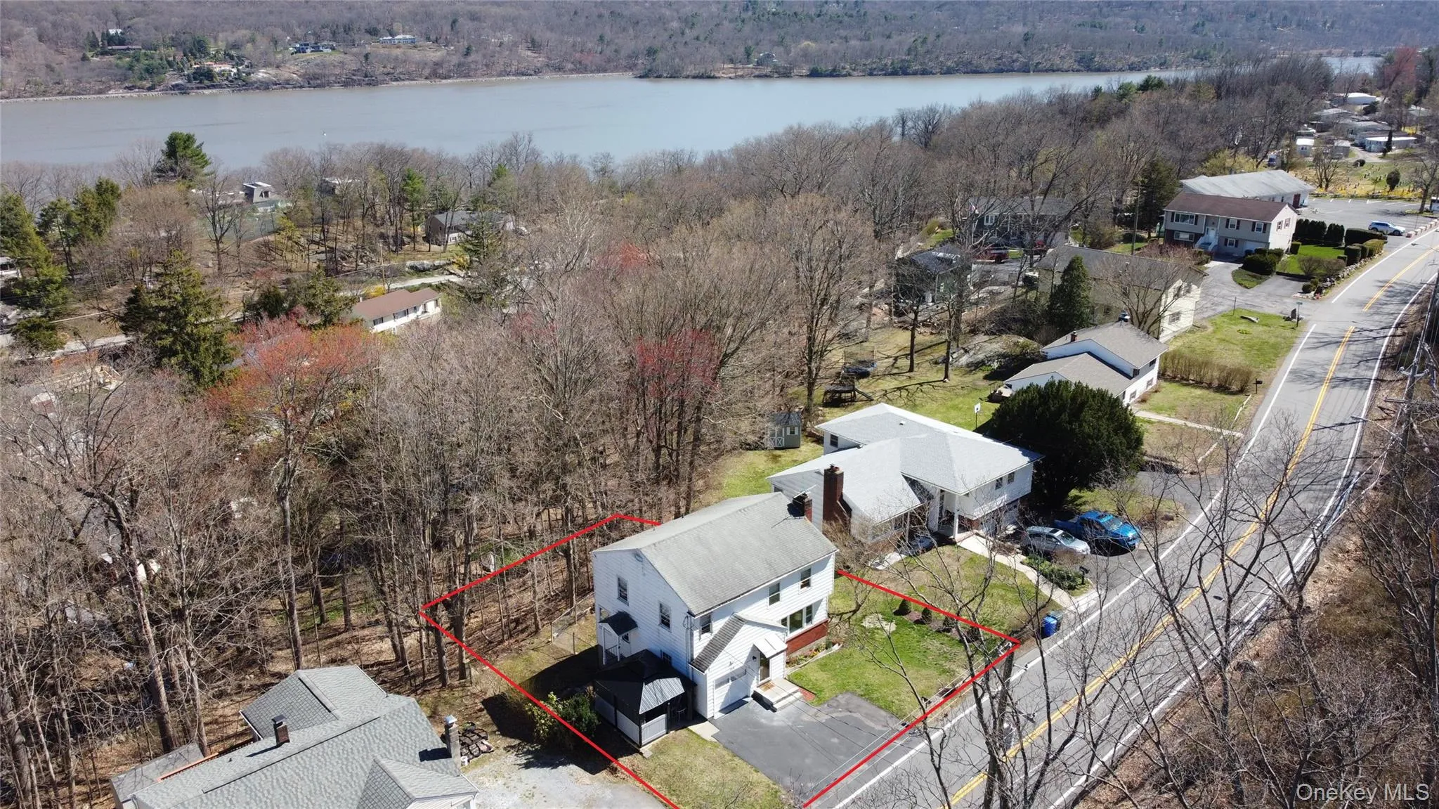 Aerial view of home looking southeast towards Hudson River. Aerial view of home looking southeast towards Hudson River.