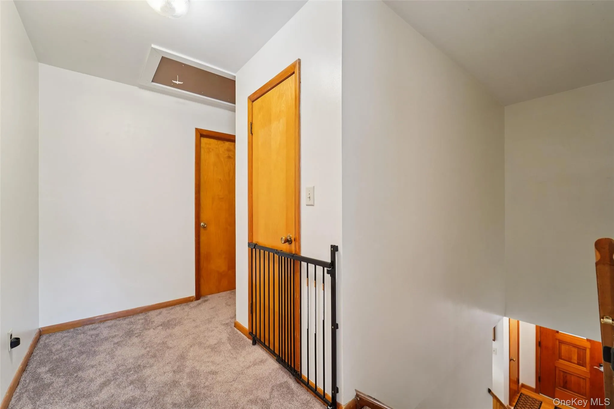 Upstairs landing and hallway. Upstairs landing and hallway.