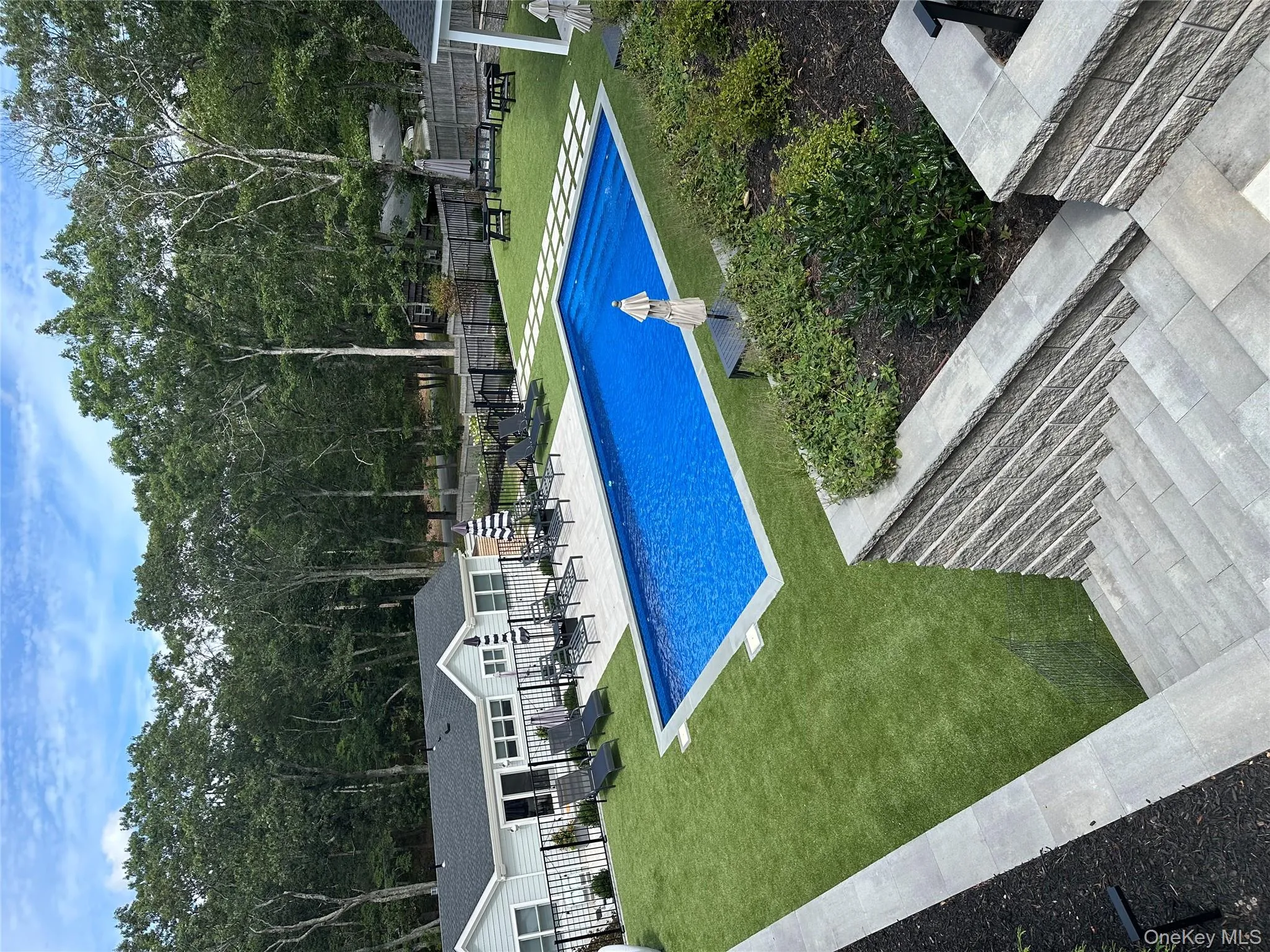 6 Landing Road, Southampton, NY, 4 Bedrooms Bedrooms, 6 Rooms Rooms,2 BathroomsBathrooms,Residential Lease,For Rent,Landing,0,980690 6 Landing Road, Southampton, NY, 4 Bedrooms Bedrooms, 6 Rooms Rooms,2 BathroomsBathrooms,Residential Lease,For Rent,Landing,0,980690