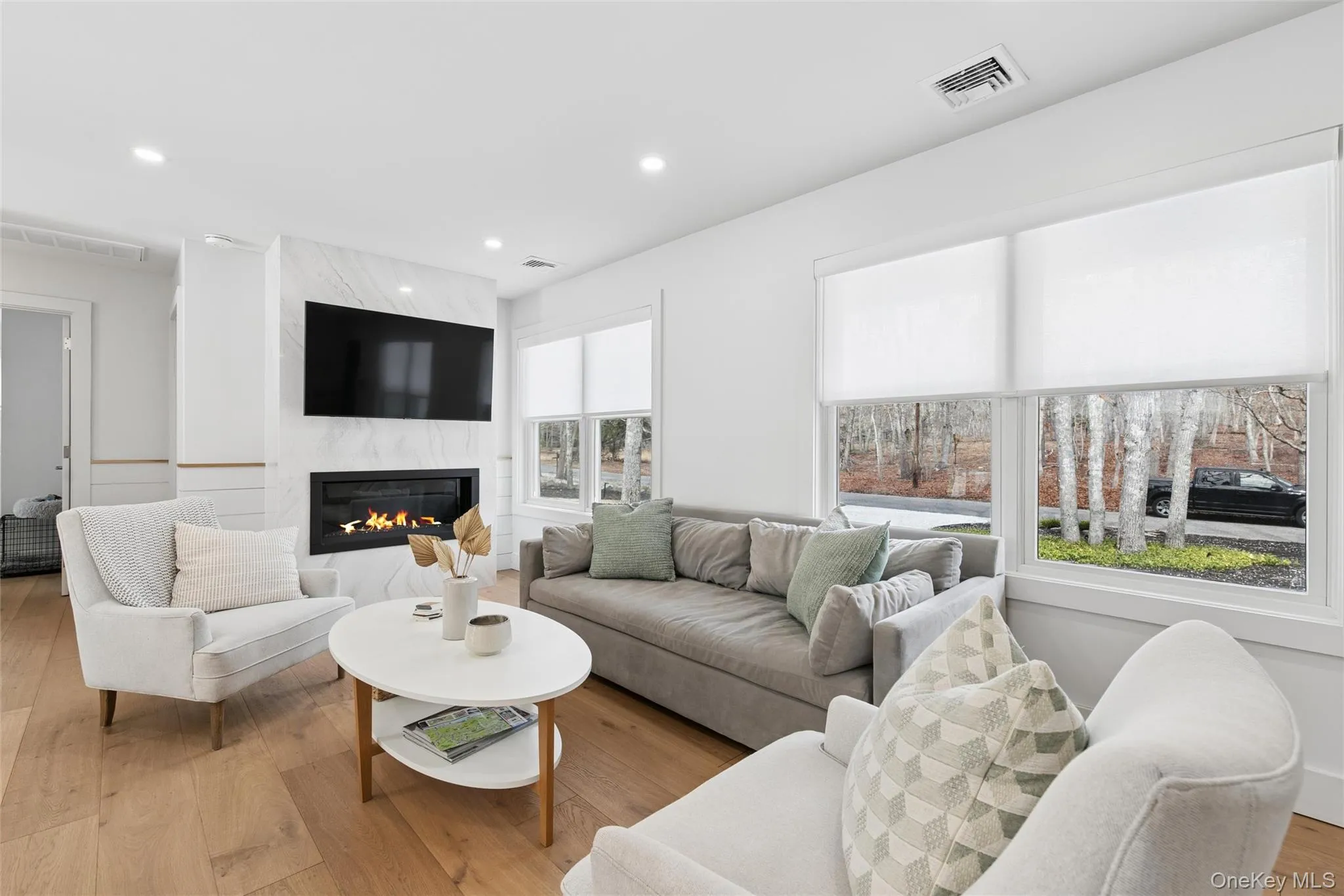 6 Landing Road, Southampton, NY, 4 Bedrooms Bedrooms, 6 Rooms Rooms,2 BathroomsBathrooms,Residential Lease,For Rent,Landing,0,980690 6 Landing Road, Southampton, NY, 4 Bedrooms Bedrooms, 6 Rooms Rooms,2 BathroomsBathrooms,Residential Lease,For Rent,Landing,0,980690