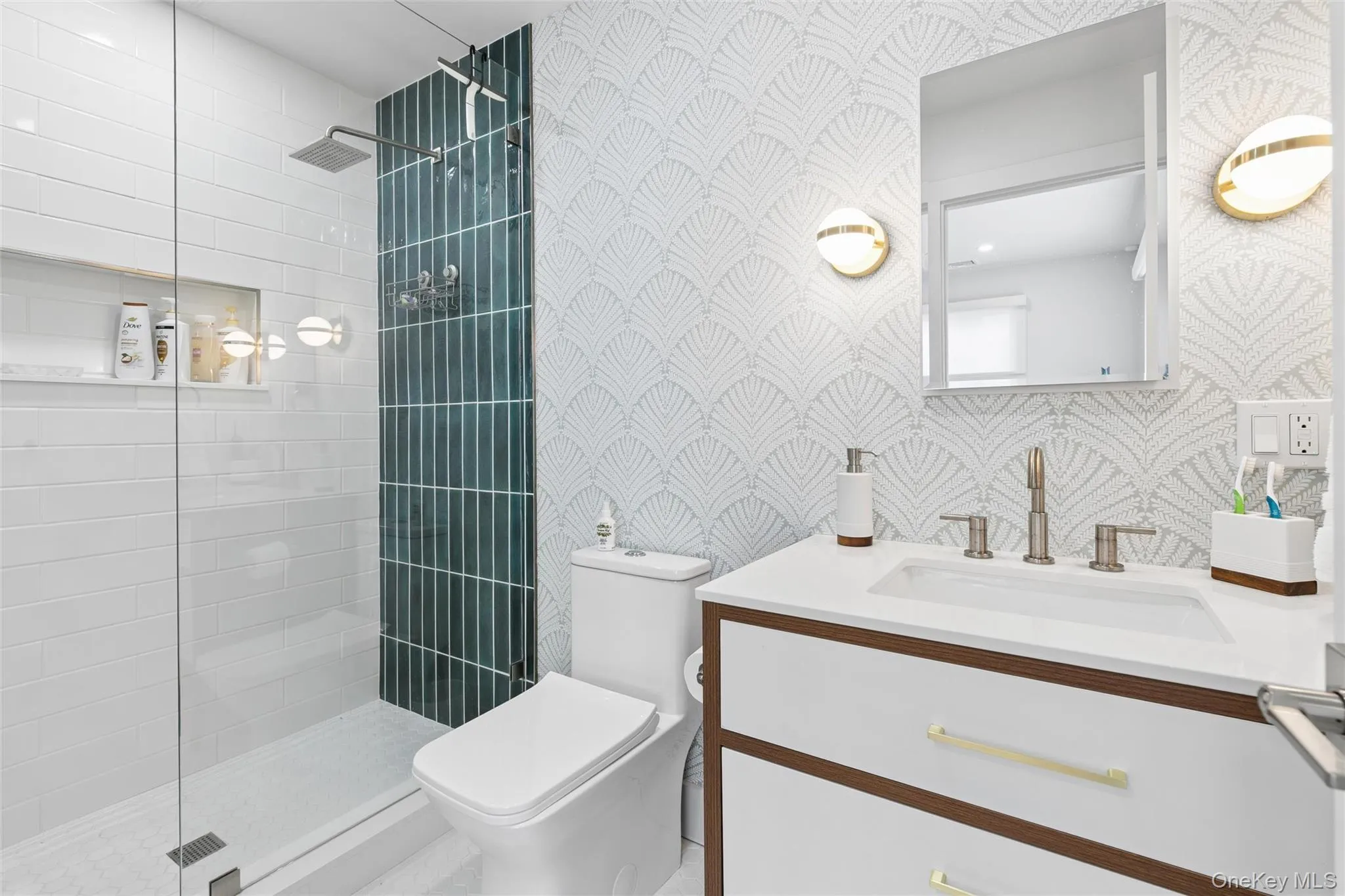 6 Landing Road, Southampton, NY, 4 Bedrooms Bedrooms, 6 Rooms Rooms,2 BathroomsBathrooms,Residential Lease,For Rent,Landing,0,980690 6 Landing Road, Southampton, NY, 4 Bedrooms Bedrooms, 6 Rooms Rooms,2 BathroomsBathrooms,Residential Lease,For Rent,Landing,0,980690
