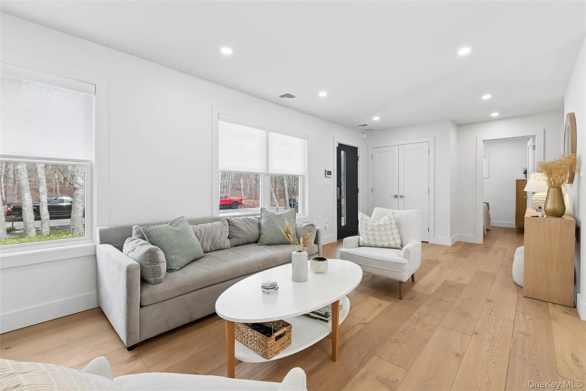 6 Landing Road, Southampton, NY, 4 Bedrooms Bedrooms, 6 Rooms Rooms,2 BathroomsBathrooms,Residential Lease,For Rent,Landing,0,980690 6 Landing Road, Southampton, NY, 4 Bedrooms Bedrooms, 6 Rooms Rooms,2 BathroomsBathrooms,Residential Lease,For Rent,Landing,0,980690