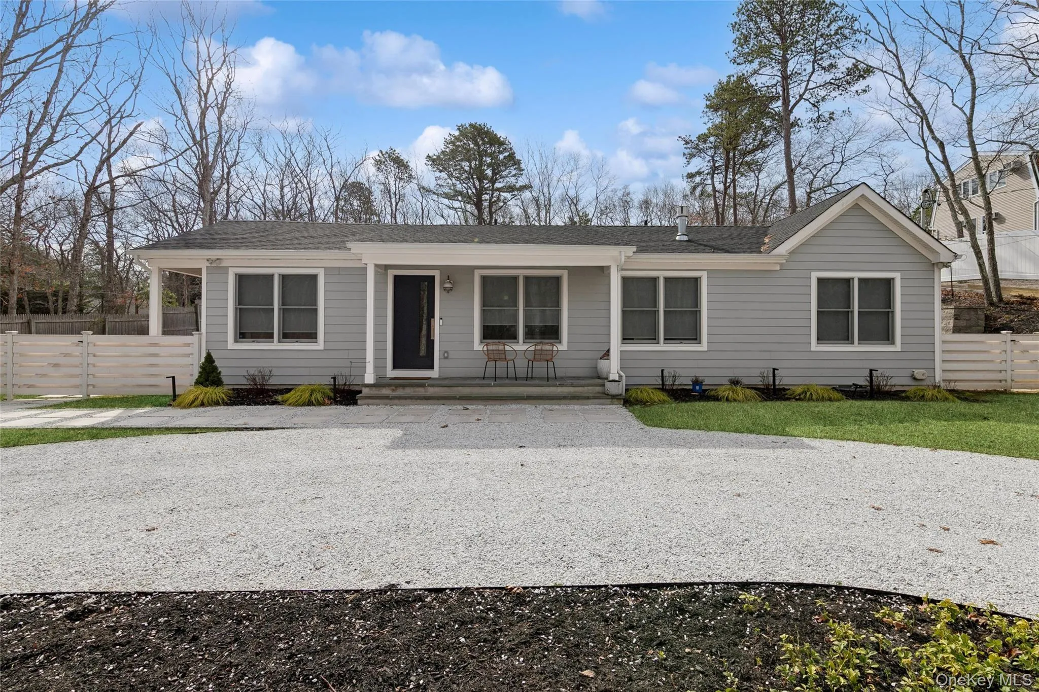 6 Landing Road, Southampton, NY, 4 Bedrooms Bedrooms, 6 Rooms Rooms,2 BathroomsBathrooms,Residential Lease,For Rent,Landing,0,980690 6 Landing Road, Southampton, NY, 4 Bedrooms Bedrooms, 6 Rooms Rooms,2 BathroomsBathrooms,Residential Lease,For Rent,Landing,0,980690