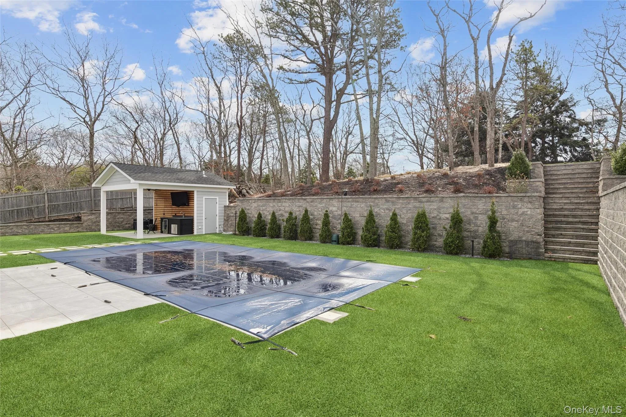 6 Landing Road, Southampton, NY, 4 Bedrooms Bedrooms, 6 Rooms Rooms,2 BathroomsBathrooms,Residential Lease,For Rent,Landing,0,980690 6 Landing Road, Southampton, NY, 4 Bedrooms Bedrooms, 6 Rooms Rooms,2 BathroomsBathrooms,Residential Lease,For Rent,Landing,0,980690