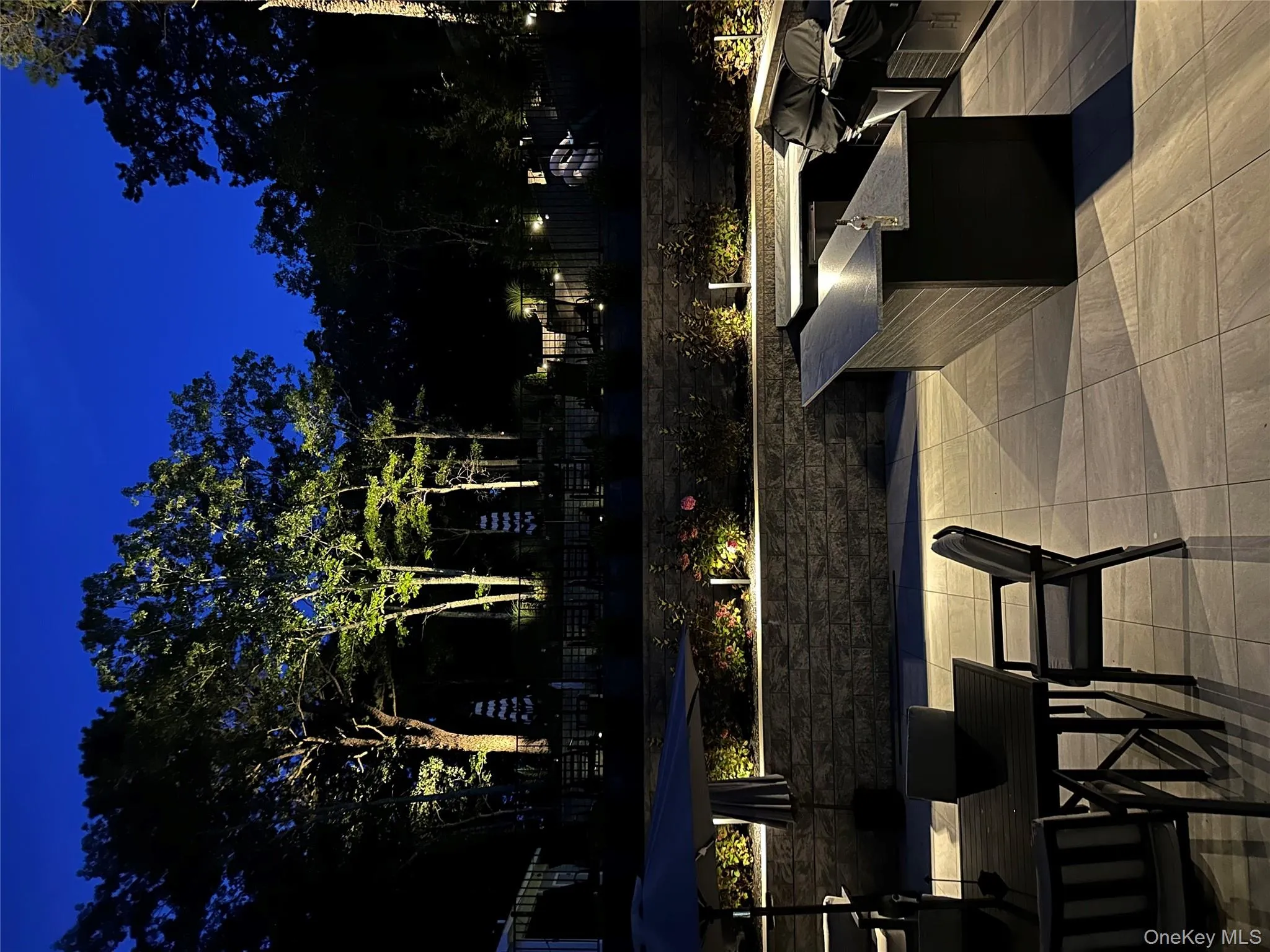 6 Landing Road, Southampton, NY, 4 Bedrooms Bedrooms, 6 Rooms Rooms,2 BathroomsBathrooms,Residential Lease,For Rent,Landing,0,980690 6 Landing Road, Southampton, NY, 4 Bedrooms Bedrooms, 6 Rooms Rooms,2 BathroomsBathrooms,Residential Lease,For Rent,Landing,0,980690