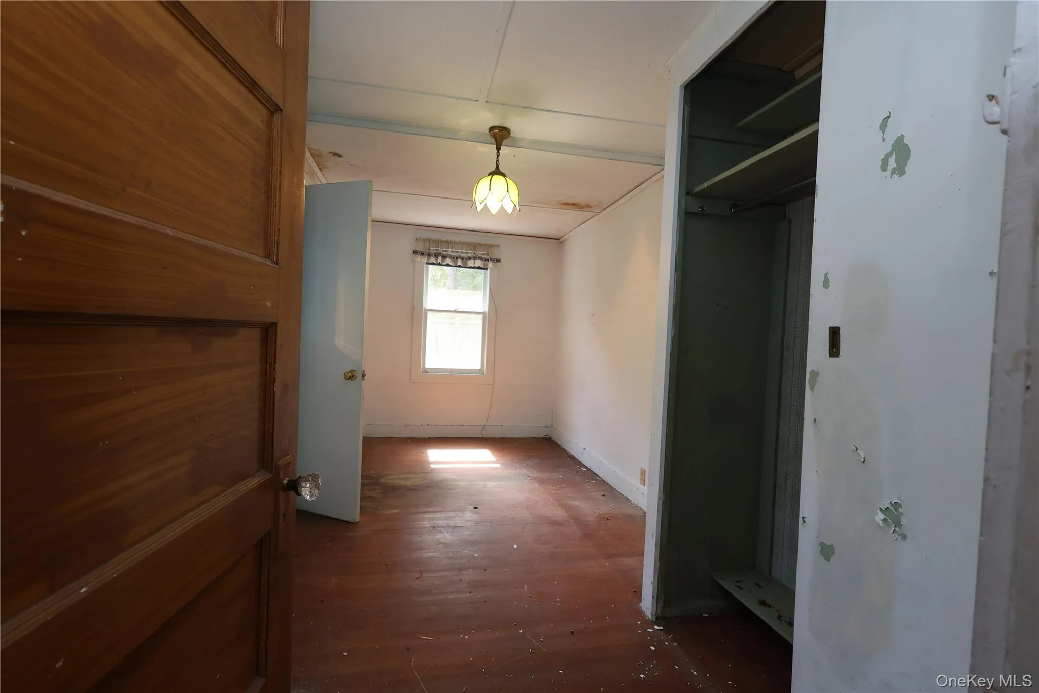 Main bedroom entry Main bedroom entry
