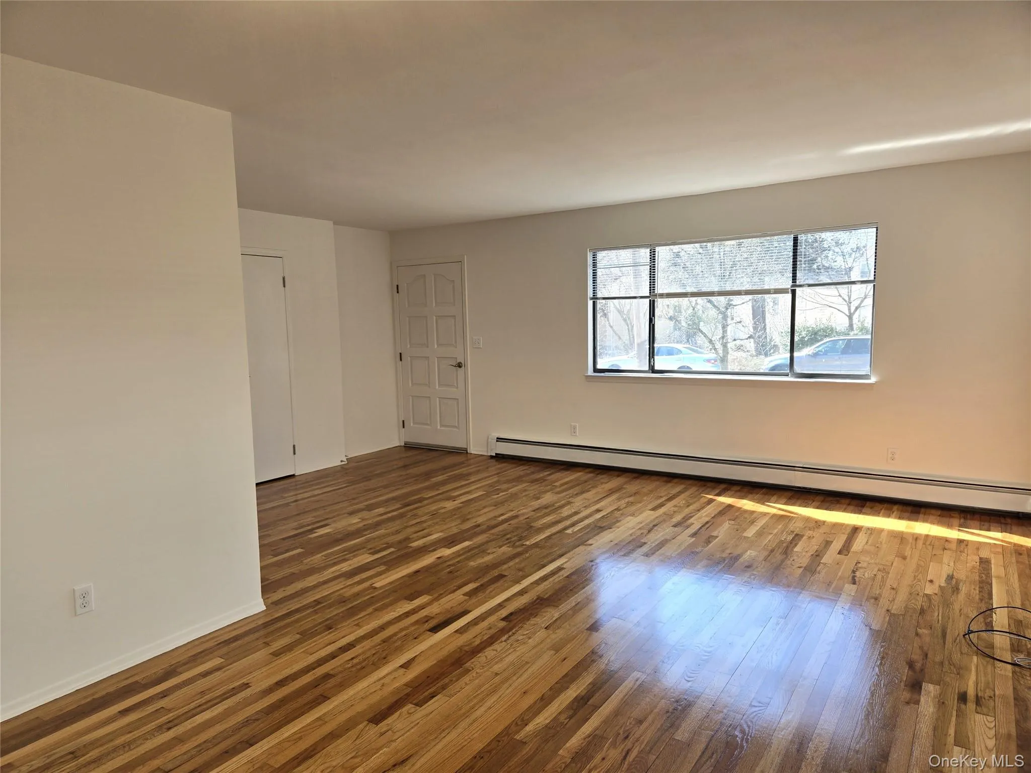 Living/Dining Room Living/Dining Room