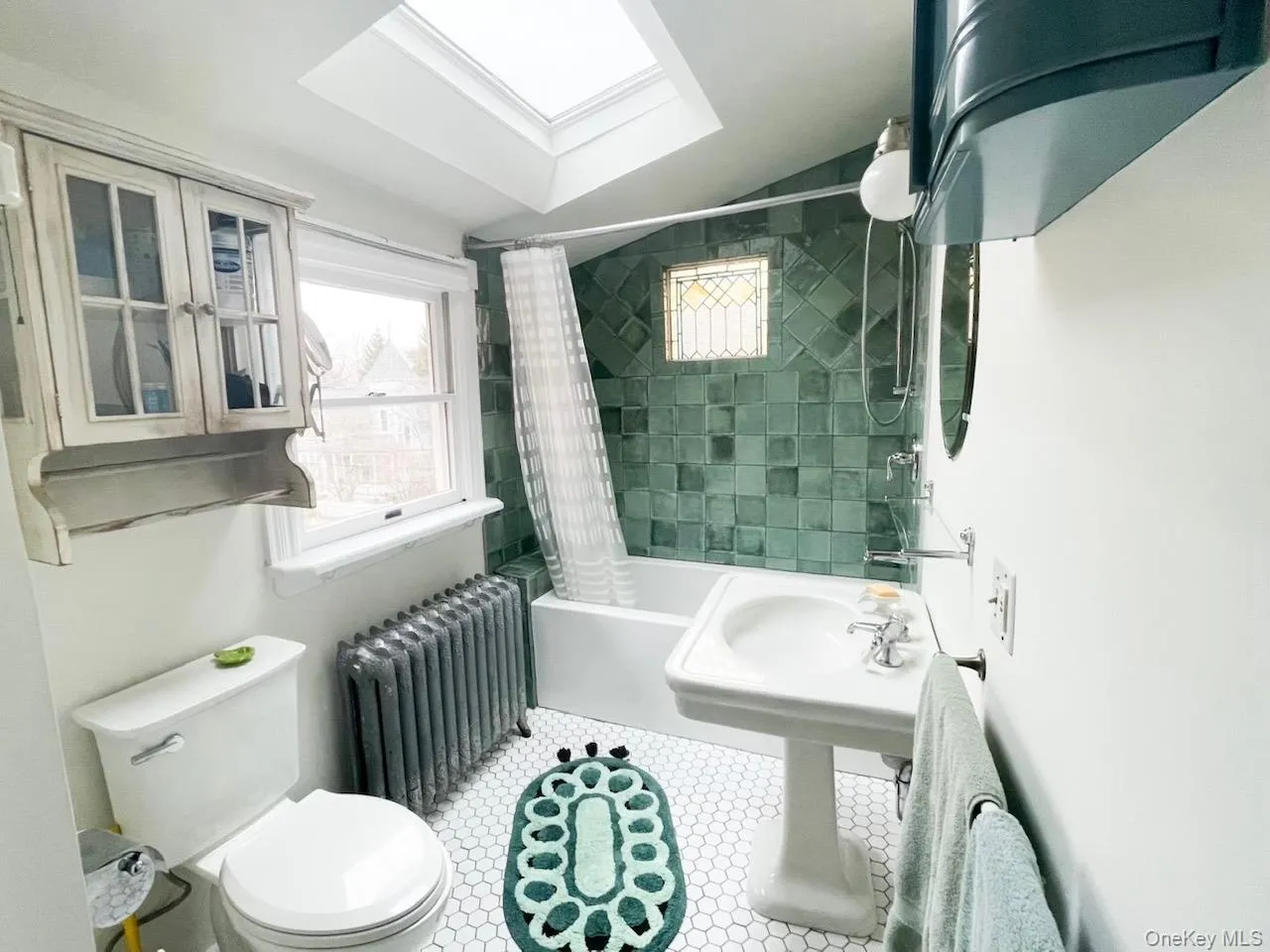 bath#1 on main floor bath#1 on main floor