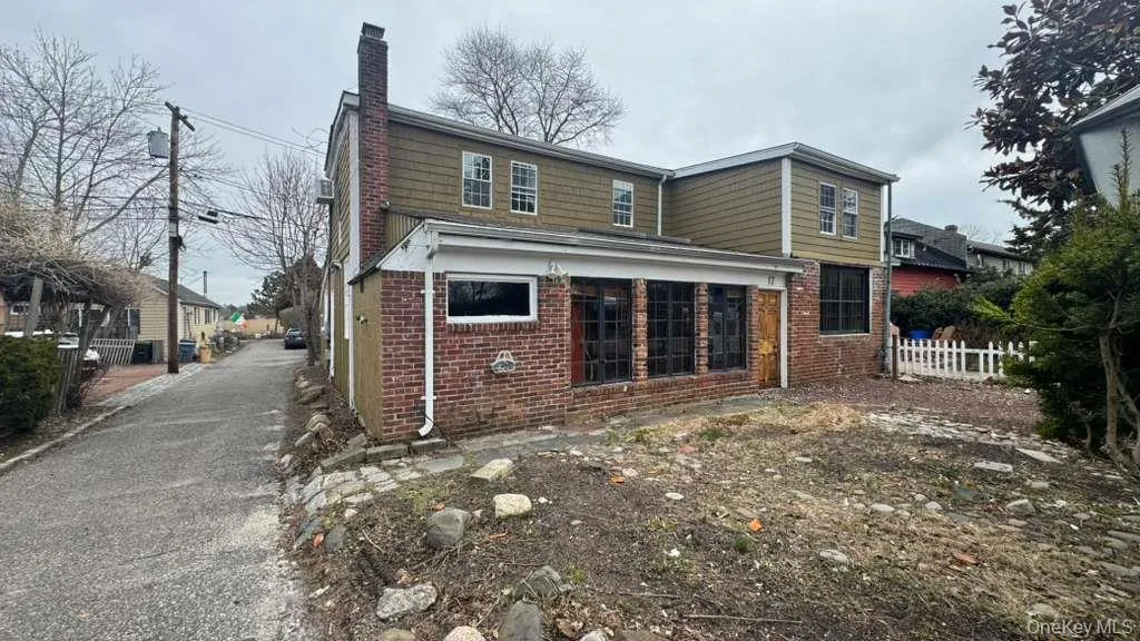 17 Jade Street, Islip, NY, 4 Bedrooms Bedrooms, 8 Rooms Rooms,2 BathroomsBathrooms,Residential,For Rent,Jade,0,980770 17 Jade Street, Islip, NY, 4 Bedrooms Bedrooms, 8 Rooms Rooms,2 BathroomsBathrooms,Residential,For Rent,Jade,0,980770