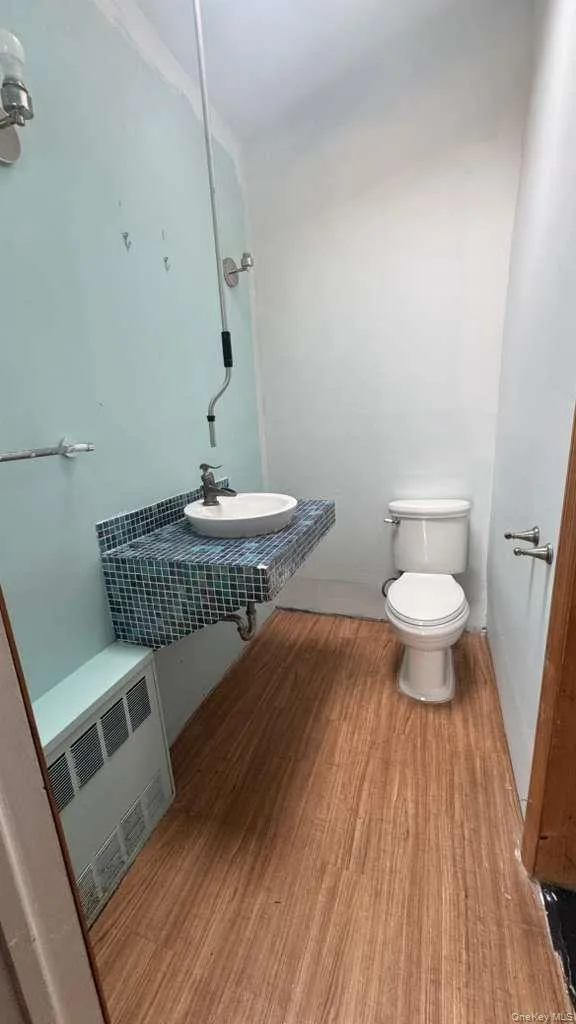 17 Jade Street, Islip, NY, 4 Bedrooms Bedrooms, 8 Rooms Rooms,2 BathroomsBathrooms,Residential,For Rent,Jade,0,980770 17 Jade Street, Islip, NY, 4 Bedrooms Bedrooms, 8 Rooms Rooms,2 BathroomsBathrooms,Residential,For Rent,Jade,0,980770