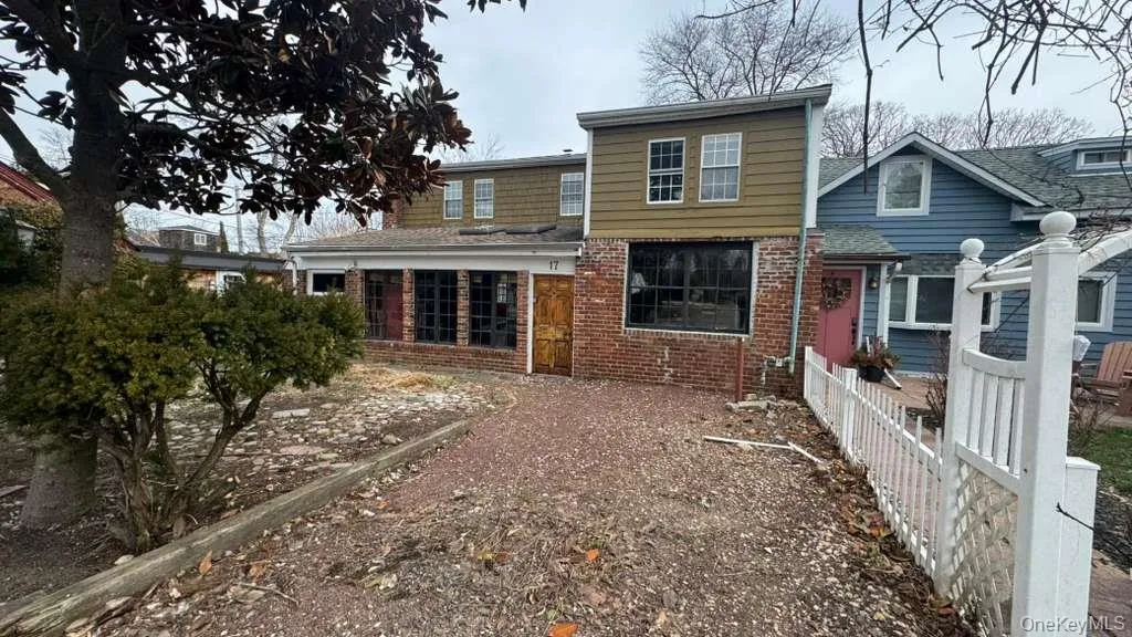 17 Jade Street, Islip, NY, 4 Bedrooms Bedrooms, 8 Rooms Rooms,2 BathroomsBathrooms,Residential,For Rent,Jade,0,980770 17 Jade Street, Islip, NY, 4 Bedrooms Bedrooms, 8 Rooms Rooms,2 BathroomsBathrooms,Residential,For Rent,Jade,0,980770