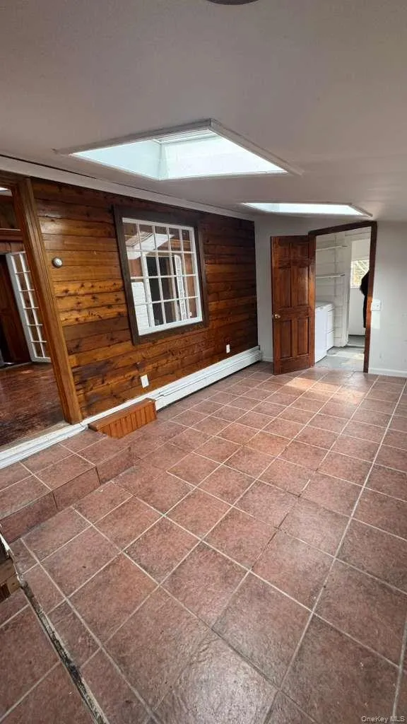 17 Jade Street, Islip, NY, 4 Bedrooms Bedrooms, 8 Rooms Rooms,2 BathroomsBathrooms,Residential,For Rent,Jade,0,980770 17 Jade Street, Islip, NY, 4 Bedrooms Bedrooms, 8 Rooms Rooms,2 BathroomsBathrooms,Residential,For Rent,Jade,0,980770