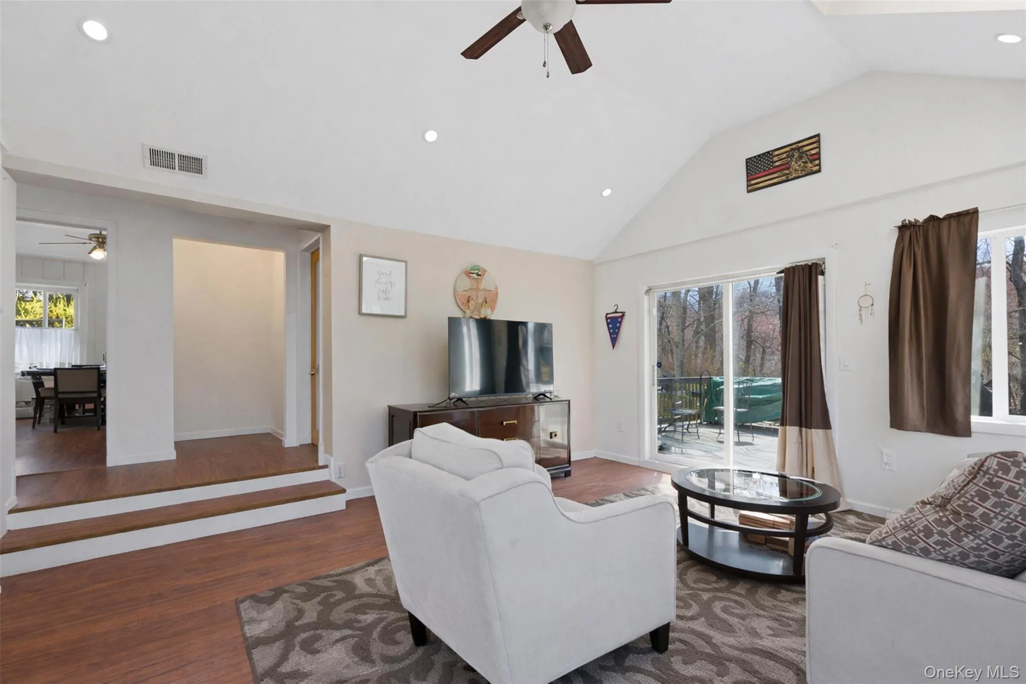 35 Highland Road, Carmel, NY, 2 Bedrooms Bedrooms, 5 Rooms Rooms,1 BathroomBathrooms,Residential,For Rent,Highland,0,980782 35 Highland Road, Carmel, NY, 2 Bedrooms Bedrooms, 5 Rooms Rooms,1 BathroomBathrooms,Residential,For Rent,Highland,0,980782