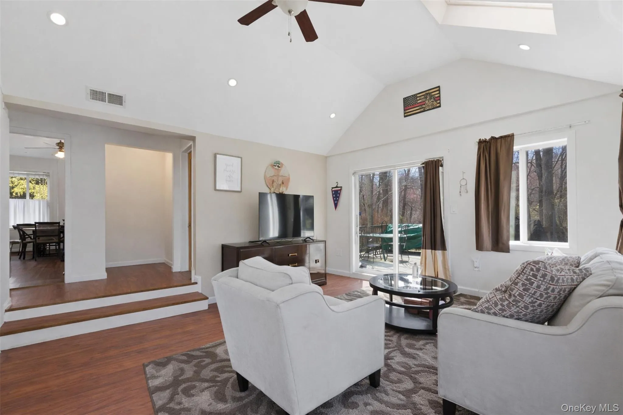 35 Highland Road, Carmel, NY, 2 Bedrooms Bedrooms, 5 Rooms Rooms,1 BathroomBathrooms,Residential,For Rent,Highland,0,980782 35 Highland Road, Carmel, NY, 2 Bedrooms Bedrooms, 5 Rooms Rooms,1 BathroomBathrooms,Residential,For Rent,Highland,0,980782