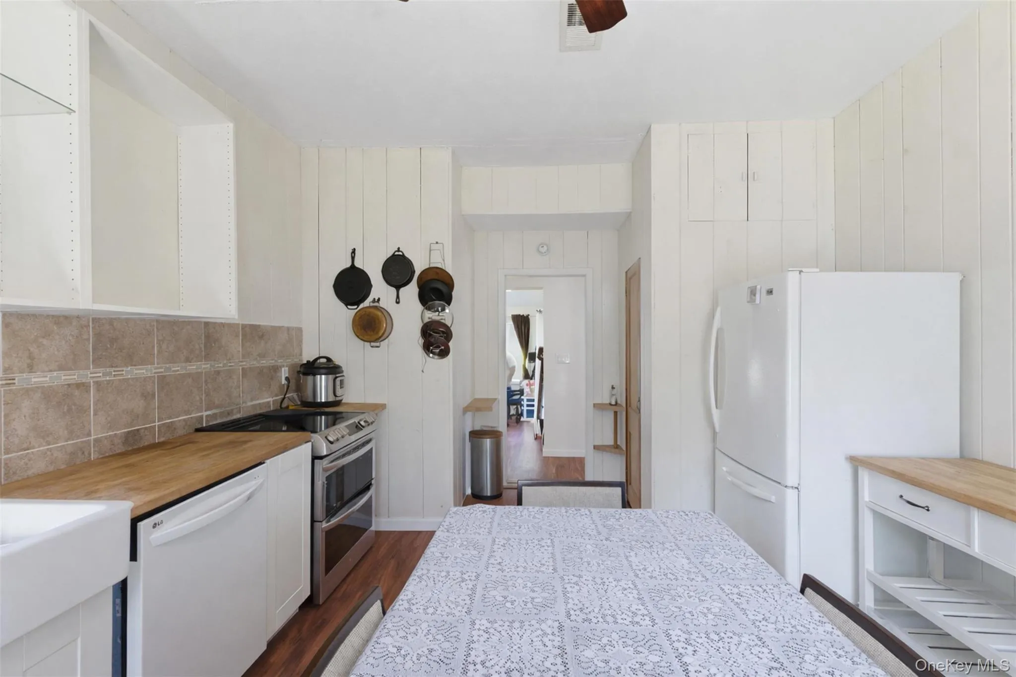 35 Highland Road, Carmel, NY, 2 Bedrooms Bedrooms, 5 Rooms Rooms,1 BathroomBathrooms,Residential,For Rent,Highland,0,980782 35 Highland Road, Carmel, NY, 2 Bedrooms Bedrooms, 5 Rooms Rooms,1 BathroomBathrooms,Residential,For Rent,Highland,0,980782