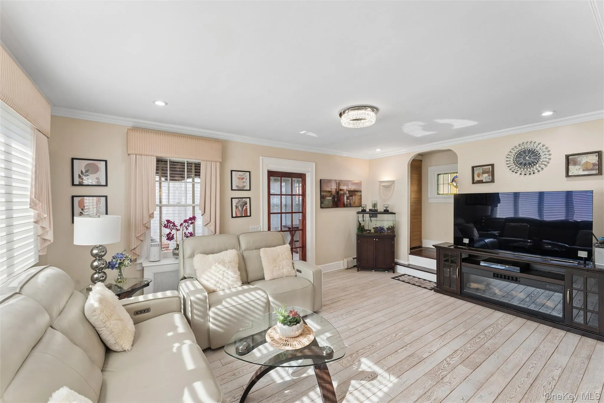 262 Floral Boulevard, Hempstead, NY, 3 Bedrooms Bedrooms, 7 Rooms Rooms,1 BathroomBathrooms,Residential,For Rent,Floral,0,980793 262 Floral Boulevard, Hempstead, NY, 3 Bedrooms Bedrooms, 7 Rooms Rooms,1 BathroomBathrooms,Residential,For Rent,Floral,0,980793
