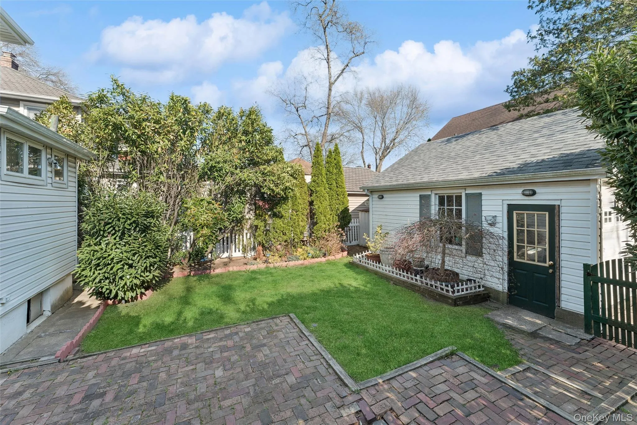 262 Floral Boulevard, Hempstead, NY, 3 Bedrooms Bedrooms, 7 Rooms Rooms,1 BathroomBathrooms,Residential,For Rent,Floral,0,980793 262 Floral Boulevard, Hempstead, NY, 3 Bedrooms Bedrooms, 7 Rooms Rooms,1 BathroomBathrooms,Residential,For Rent,Floral,0,980793