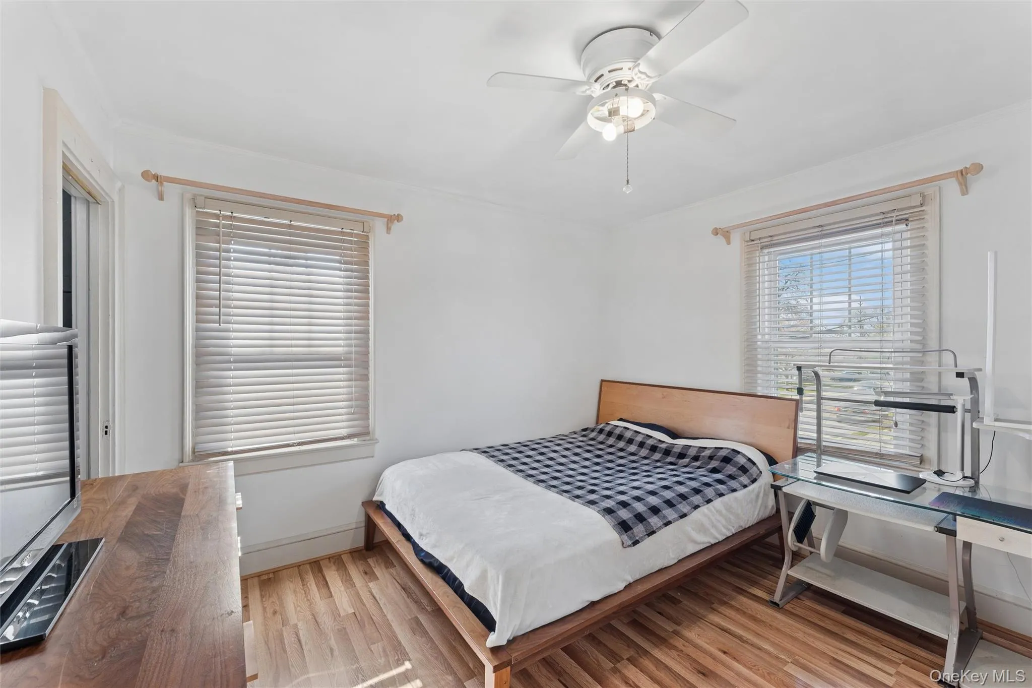 262 Floral Boulevard, Hempstead, NY, 3 Bedrooms Bedrooms, 7 Rooms Rooms,1 BathroomBathrooms,Residential,For Rent,Floral,0,980793 262 Floral Boulevard, Hempstead, NY, 3 Bedrooms Bedrooms, 7 Rooms Rooms,1 BathroomBathrooms,Residential,For Rent,Floral,0,980793