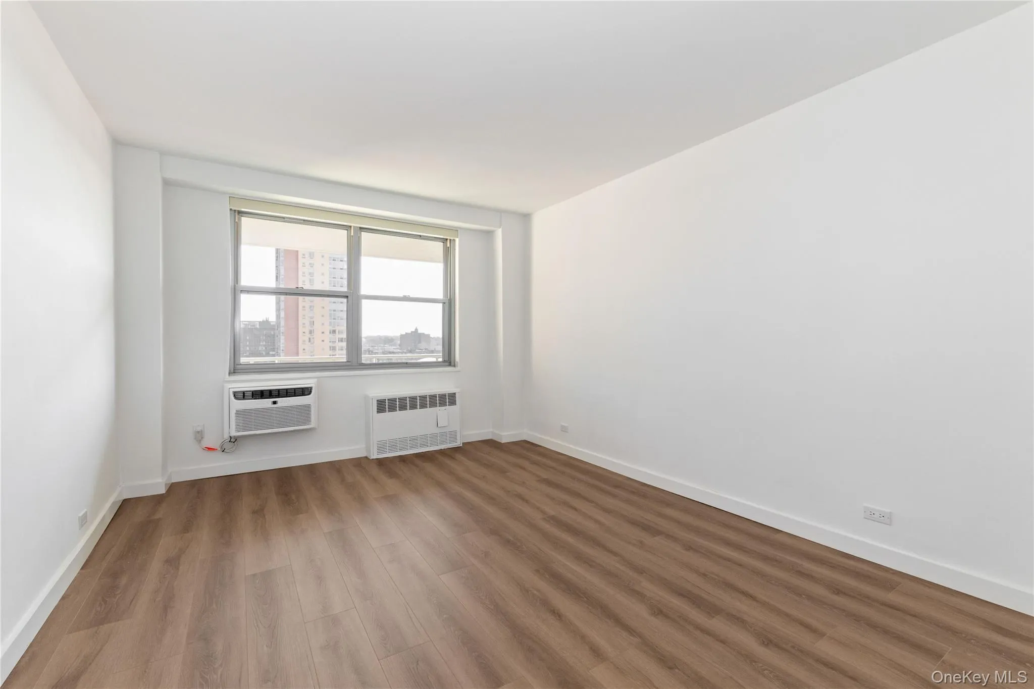 61-15 97, New York, NY, 1 Bedroom Bedrooms, 5 Rooms Rooms,1 BathroomBathrooms,Residential,For Rent,97,0,980796 61-15 97, New York, NY, 1 Bedroom Bedrooms, 5 Rooms Rooms,1 BathroomBathrooms,Residential,For Rent,97,0,980796
