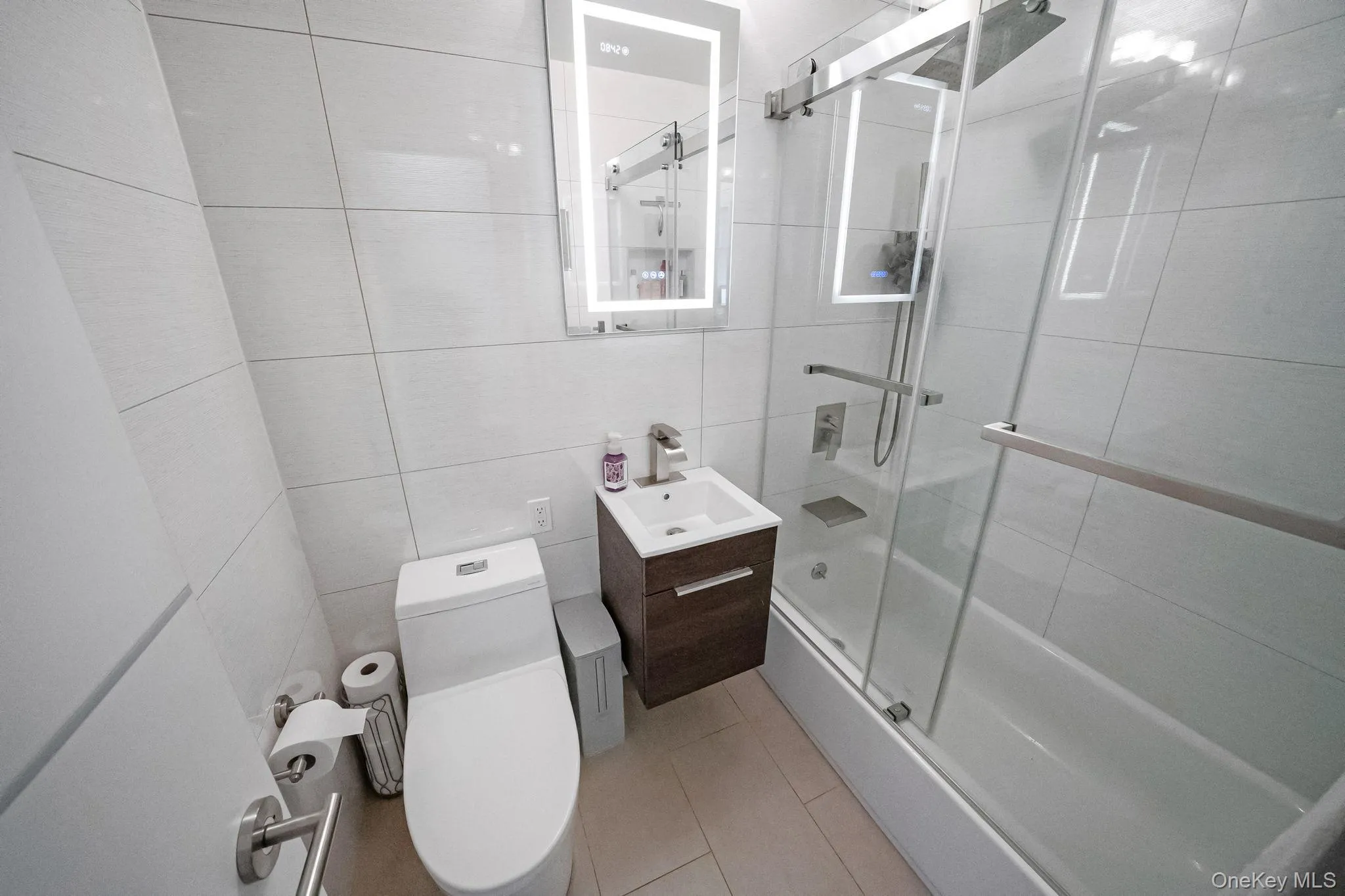 10230 66th Road, New York, NY, 2 Bedrooms Bedrooms, 4 Rooms Rooms,1 BathroomBathrooms,Residential,For Rent,66th,0,980809 10230 66th Road, New York, NY, 2 Bedrooms Bedrooms, 4 Rooms Rooms,1 BathroomBathrooms,Residential,For Rent,66th,0,980809