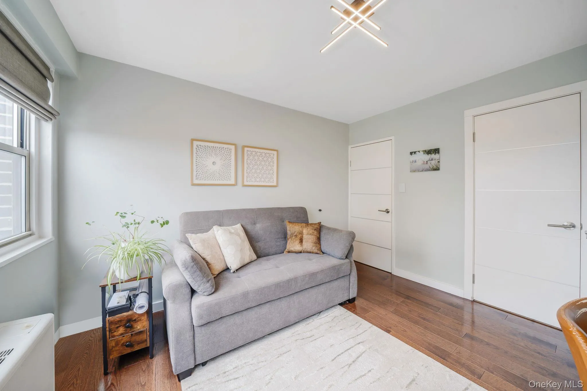 10230 66th Road, New York, NY, 2 Bedrooms Bedrooms, 4 Rooms Rooms,1 BathroomBathrooms,Residential,For Rent,66th,0,980809 10230 66th Road, New York, NY, 2 Bedrooms Bedrooms, 4 Rooms Rooms,1 BathroomBathrooms,Residential,For Rent,66th,0,980809