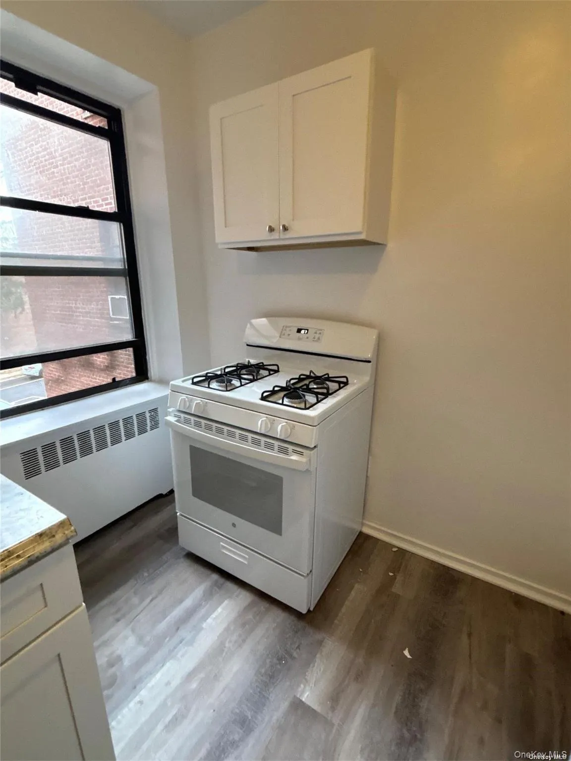 12 Welwyn Road, North Hempstead, NY, 2 Bedrooms Bedrooms, 4 Rooms Rooms,1 BathroomBathrooms,Residential Lease,For Rent,Welwyn,0,980824 12 Welwyn Road, North Hempstead, NY, 2 Bedrooms Bedrooms, 4 Rooms Rooms,1 BathroomBathrooms,Residential Lease,For Rent,Welwyn,0,980824