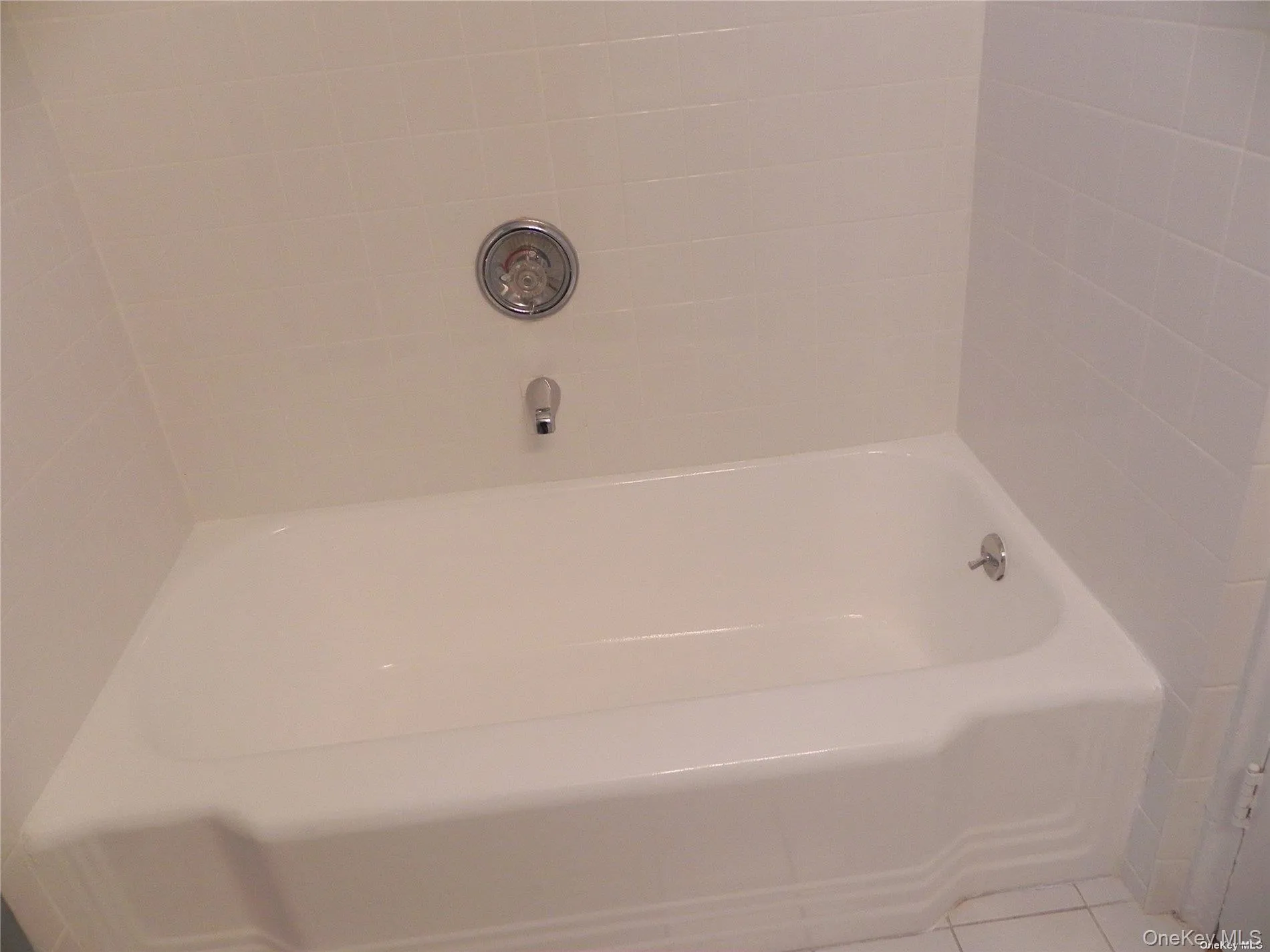 12 Welwyn Road, North Hempstead, NY, 2 Bedrooms Bedrooms, 4 Rooms Rooms,1 BathroomBathrooms,Residential Lease,For Rent,Welwyn,0,980824 12 Welwyn Road, North Hempstead, NY, 2 Bedrooms Bedrooms, 4 Rooms Rooms,1 BathroomBathrooms,Residential Lease,For Rent,Welwyn,0,980824
