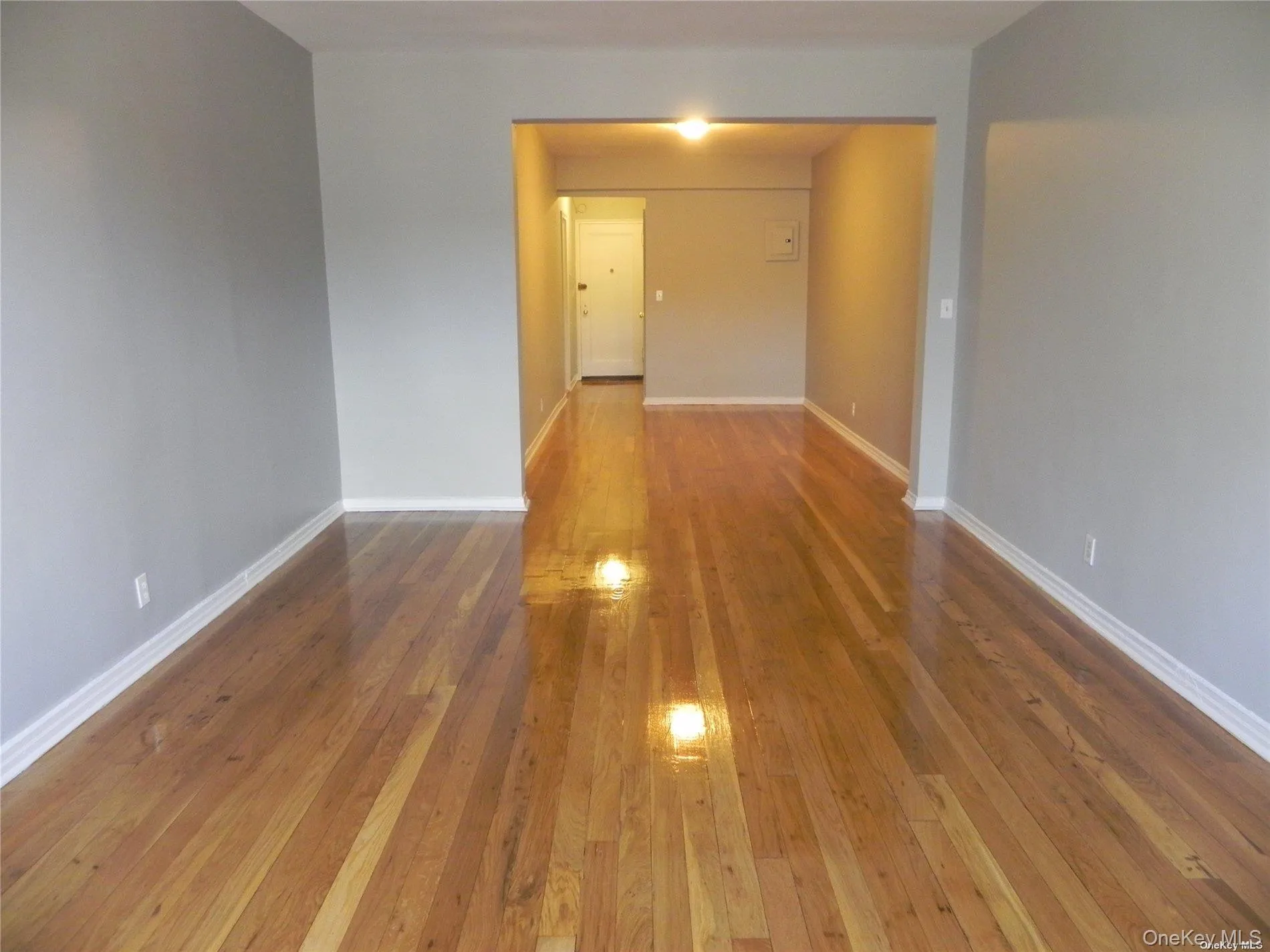 12 Welwyn Road, North Hempstead, NY, 2 Bedrooms Bedrooms, 4 Rooms Rooms,1 BathroomBathrooms,Residential Lease,For Rent,Welwyn,0,980824 12 Welwyn Road, North Hempstead, NY, 2 Bedrooms Bedrooms, 4 Rooms Rooms,1 BathroomBathrooms,Residential Lease,For Rent,Welwyn,0,980824