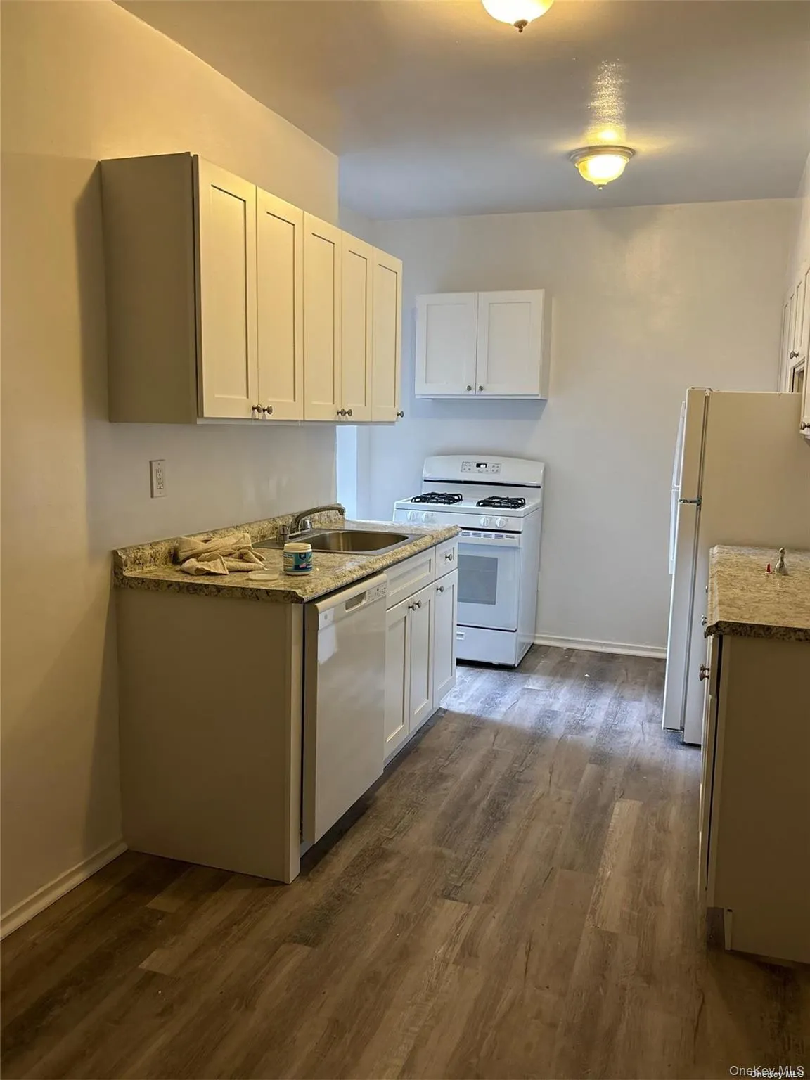 12 Welwyn Road, North Hempstead, NY, 2 Bedrooms Bedrooms, 4 Rooms Rooms,1 BathroomBathrooms,Residential Lease,For Rent,Welwyn,0,980824 12 Welwyn Road, North Hempstead, NY, 2 Bedrooms Bedrooms, 4 Rooms Rooms,1 BathroomBathrooms,Residential Lease,For Rent,Welwyn,0,980824