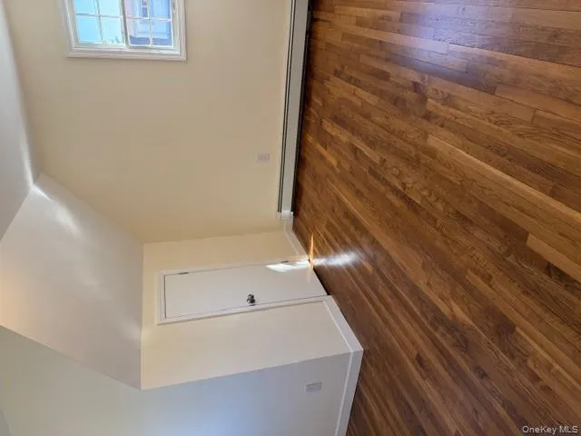 91 15th Avenue, West Babylon, NY, 2 Bedrooms Bedrooms, 5 Rooms Rooms,1 BathroomBathrooms,Residential Lease,For Rent,15th,0,980825 91 15th Avenue, West Babylon, NY, 2 Bedrooms Bedrooms, 5 Rooms Rooms,1 BathroomBathrooms,Residential Lease,For Rent,15th,0,980825