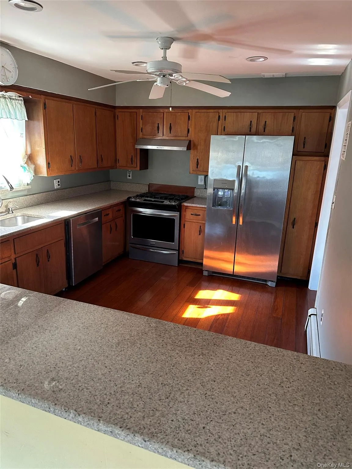 401 Walnut Street, Long Beach, NY, 3 Bedrooms Bedrooms, 7 Rooms Rooms,2 BathroomsBathrooms,Residential Lease,For Rent,Walnut,0,980831 401 Walnut Street, Long Beach, NY, 3 Bedrooms Bedrooms, 7 Rooms Rooms,2 BathroomsBathrooms,Residential Lease,For Rent,Walnut,0,980831