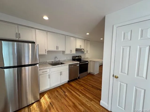 3 Eisenhower Drive, Cornwall, NY, 3 Bedrooms Bedrooms, 5 Rooms Rooms,1 BathroomBathrooms,Residential Lease,For Rent,Eisenhower,0,980839 3 Eisenhower Drive, Cornwall, NY, 3 Bedrooms Bedrooms, 5 Rooms Rooms,1 BathroomBathrooms,Residential Lease,For Rent,Eisenhower,0,980839