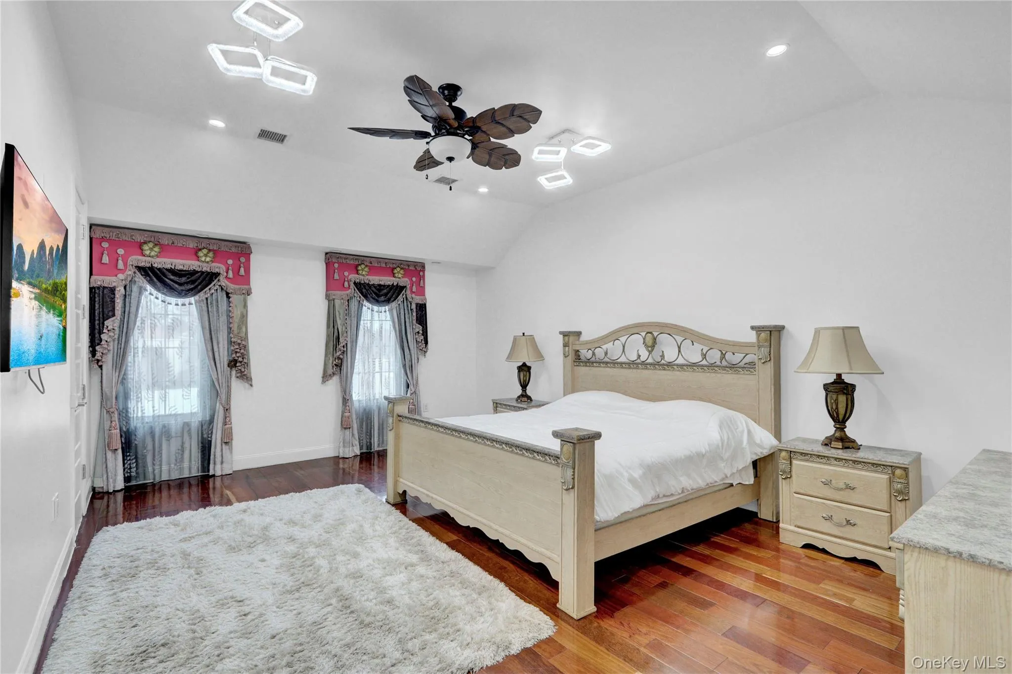 120 Majestic Drive, Huntington, NY, 8 Bedrooms Bedrooms, 21 Rooms Rooms,9 BathroomsBathrooms,Residential Lease,For Rent,Majestic,0,980840 120 Majestic Drive, Huntington, NY, 8 Bedrooms Bedrooms, 21 Rooms Rooms,9 BathroomsBathrooms,Residential Lease,For Rent,Majestic,0,980840