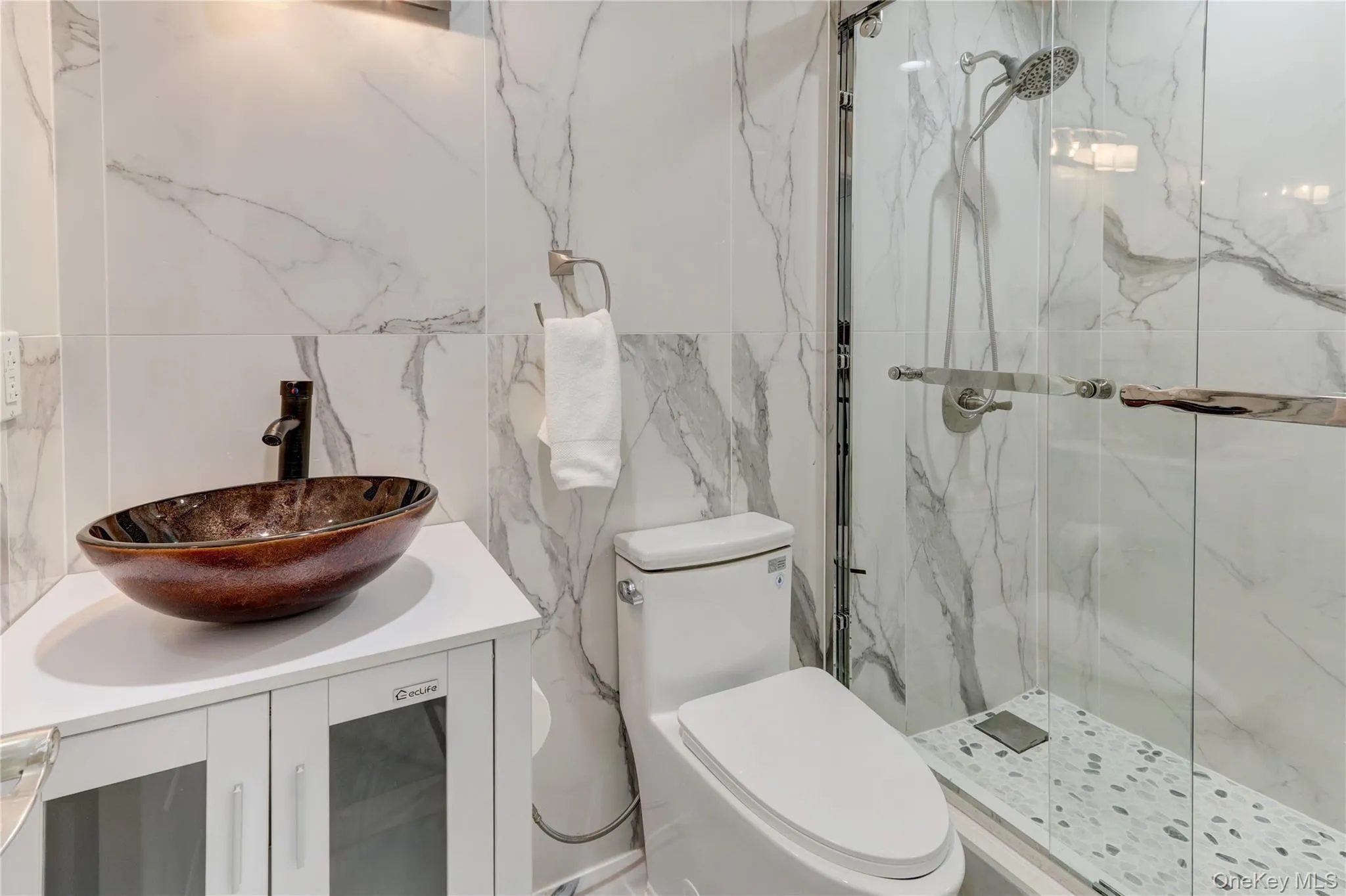 120 Majestic Drive, Huntington, NY, 8 Bedrooms Bedrooms, 21 Rooms Rooms,9 BathroomsBathrooms,Residential Lease,For Rent,Majestic,0,980840 120 Majestic Drive, Huntington, NY, 8 Bedrooms Bedrooms, 21 Rooms Rooms,9 BathroomsBathrooms,Residential Lease,For Rent,Majestic,0,980840