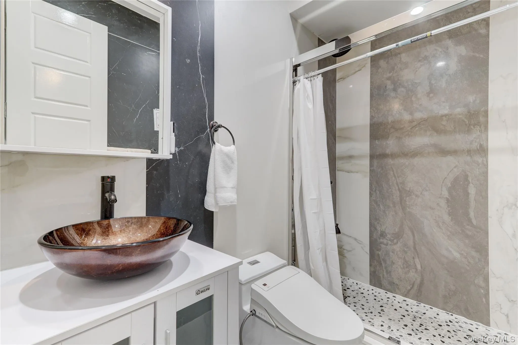 120 Majestic Drive, Huntington, NY, 8 Bedrooms Bedrooms, 21 Rooms Rooms,9 BathroomsBathrooms,Residential Lease,For Rent,Majestic,0,980840 120 Majestic Drive, Huntington, NY, 8 Bedrooms Bedrooms, 21 Rooms Rooms,9 BathroomsBathrooms,Residential Lease,For Rent,Majestic,0,980840