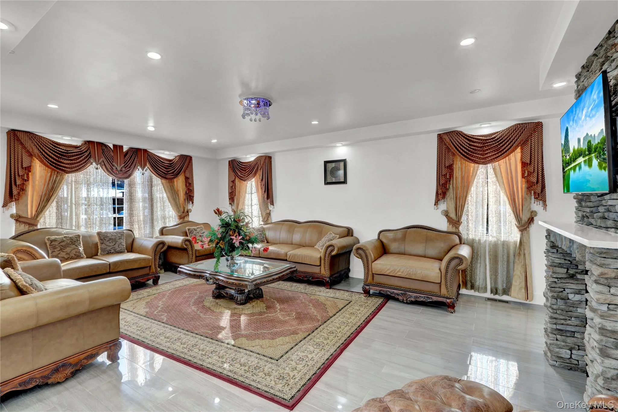 120 Majestic Drive, Huntington, NY, 8 Bedrooms Bedrooms, 21 Rooms Rooms,9 BathroomsBathrooms,Residential Lease,For Rent,Majestic,0,980840 120 Majestic Drive, Huntington, NY, 8 Bedrooms Bedrooms, 21 Rooms Rooms,9 BathroomsBathrooms,Residential Lease,For Rent,Majestic,0,980840